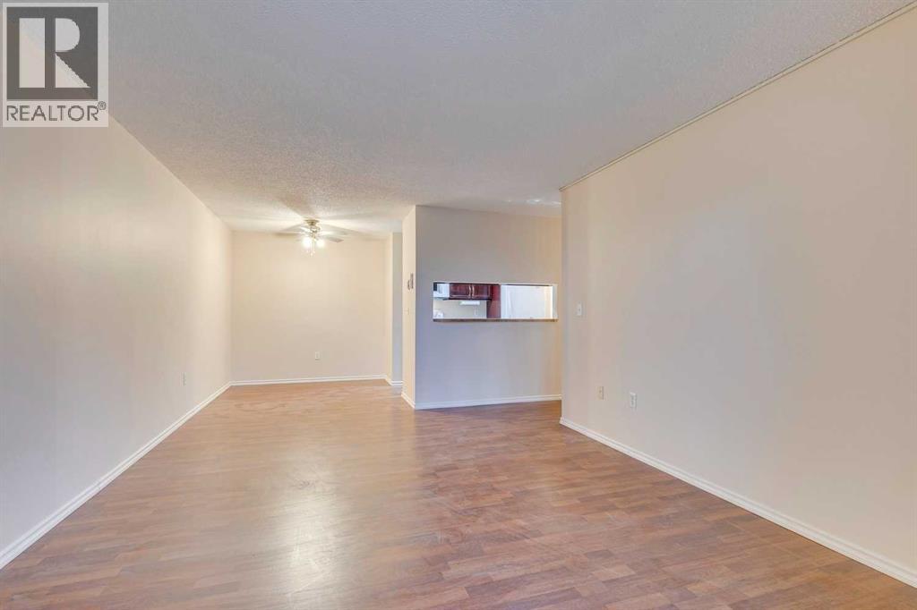 Single Family House for Sale in   Dover Point SE Dover Calgary 