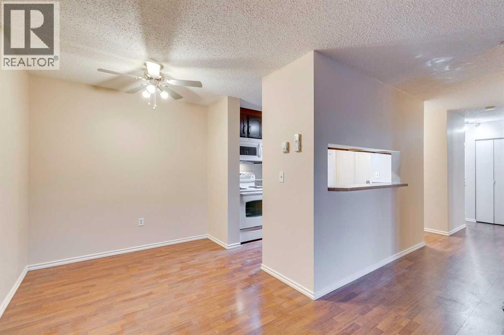 Single Family House for Sale in   Dover Point SE Dover Calgary 