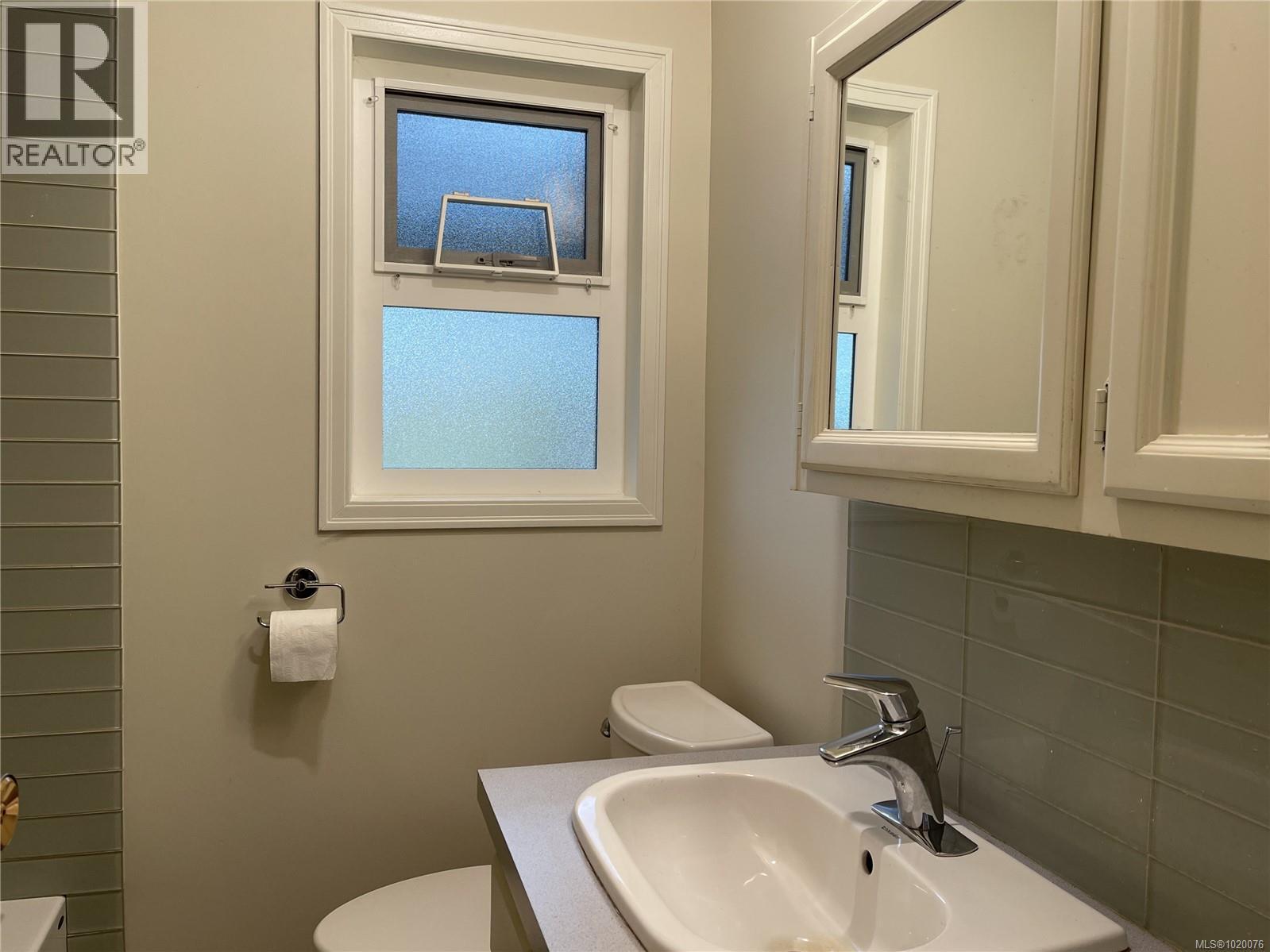 4301 Arrowsmith Rd, Port Alberni