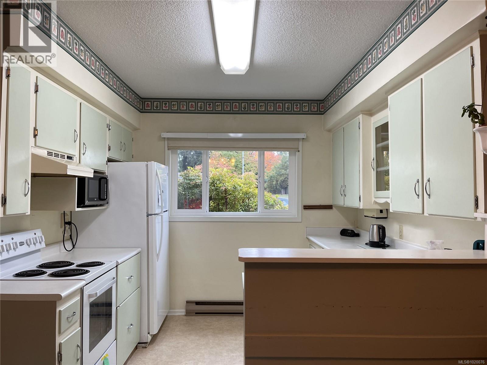 4301 Arrowsmith Rd, Port Alberni