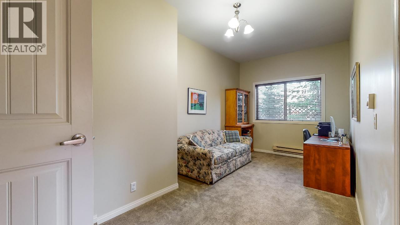 7231 ISLAND Road, Oliver