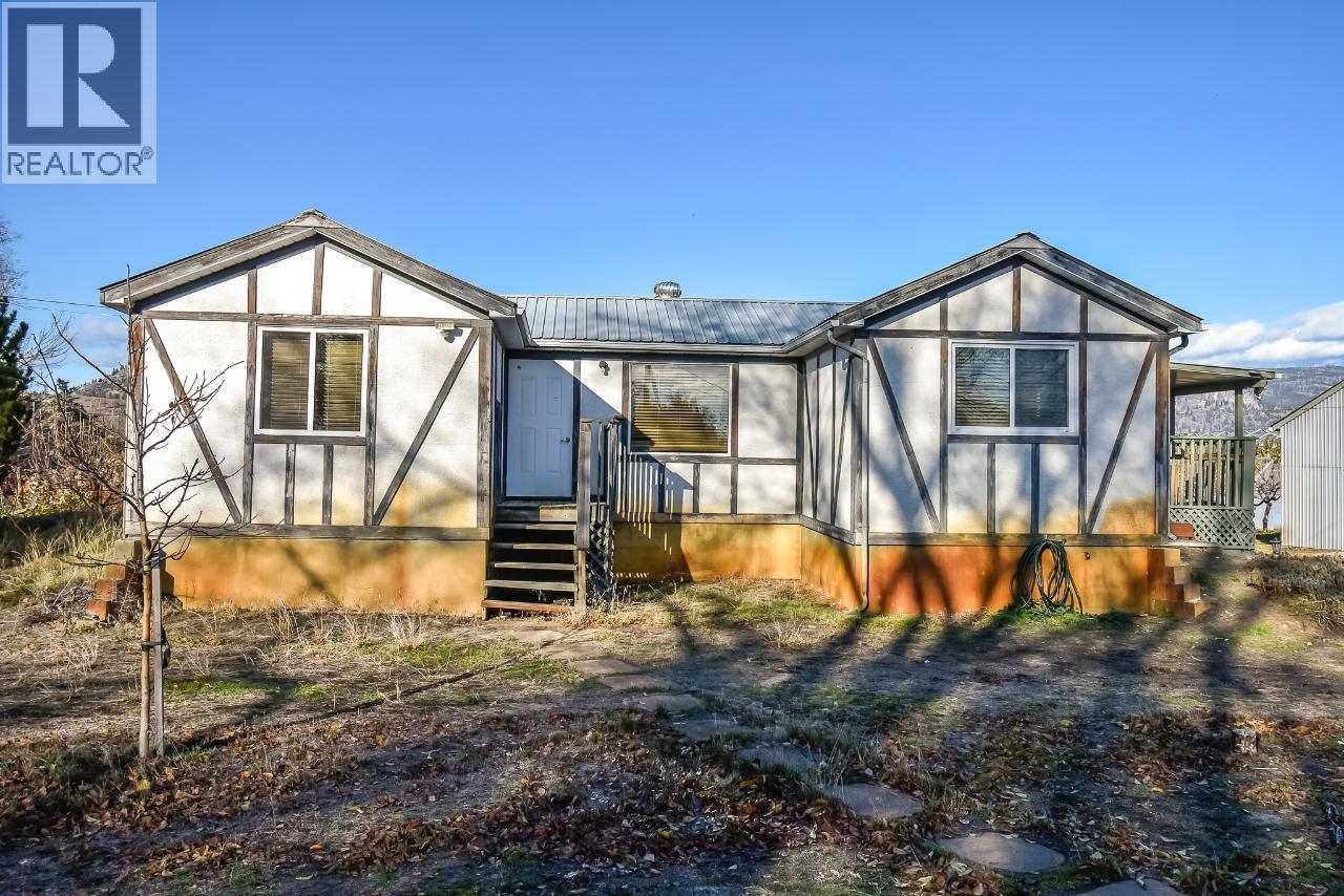 7231 ISLAND Road, Oliver