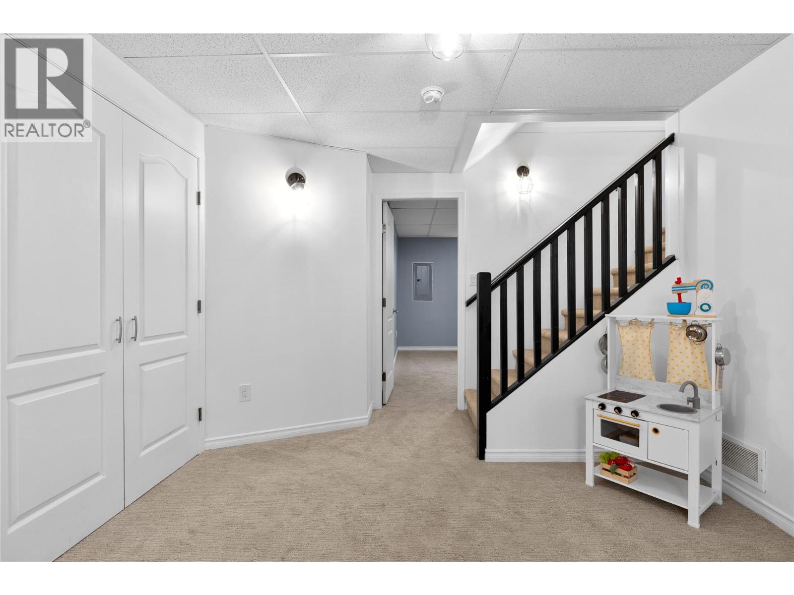  1474 Rose Meadow Drive, West Kelowna