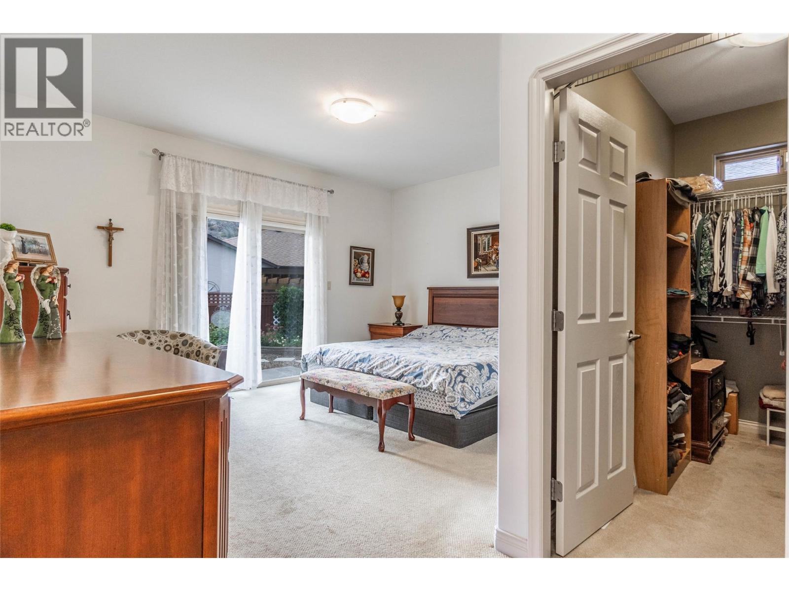  6676 OXBOW Crescent, Oliver