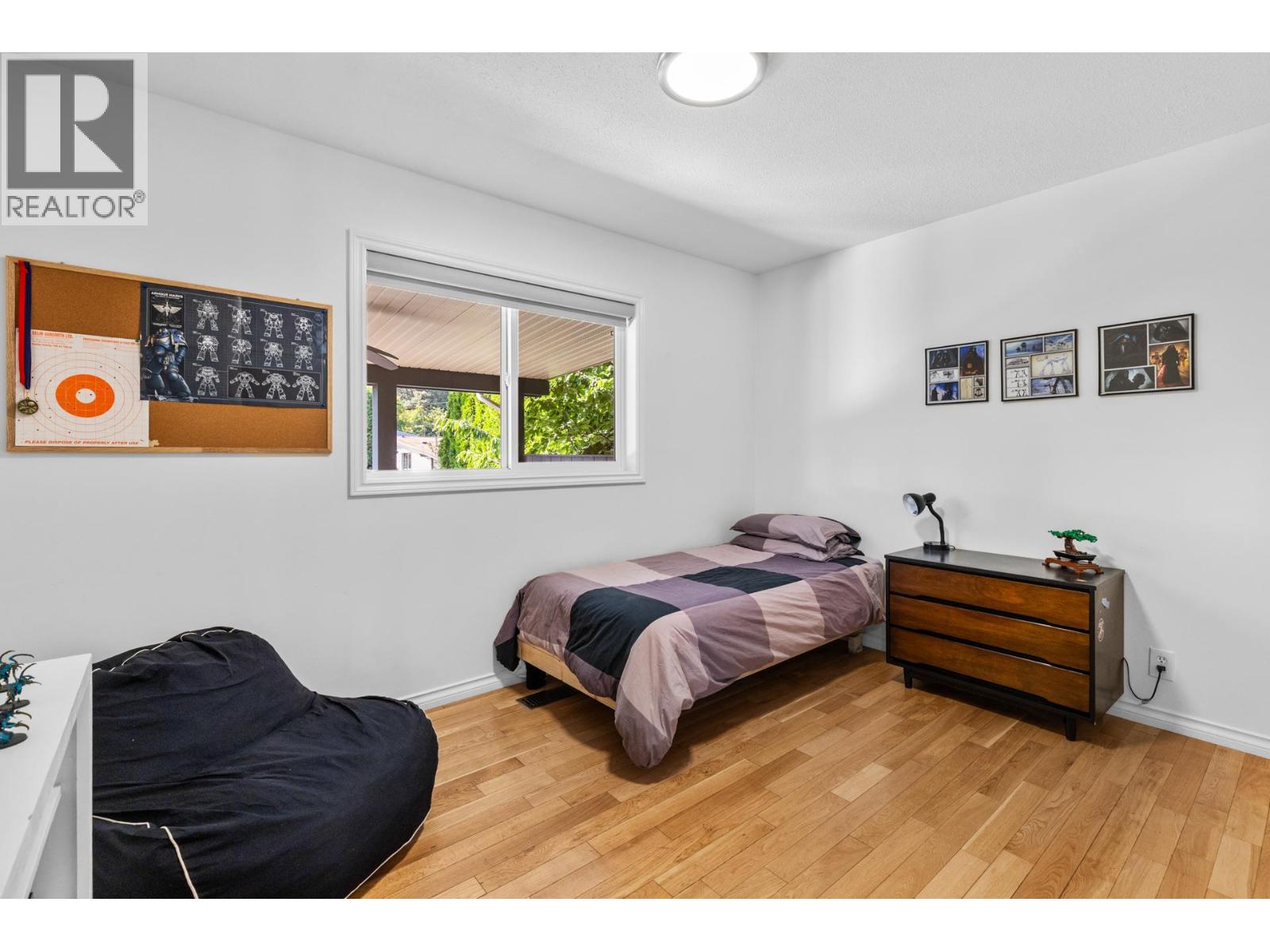  1112 Pinecrest Lane, Kelowna