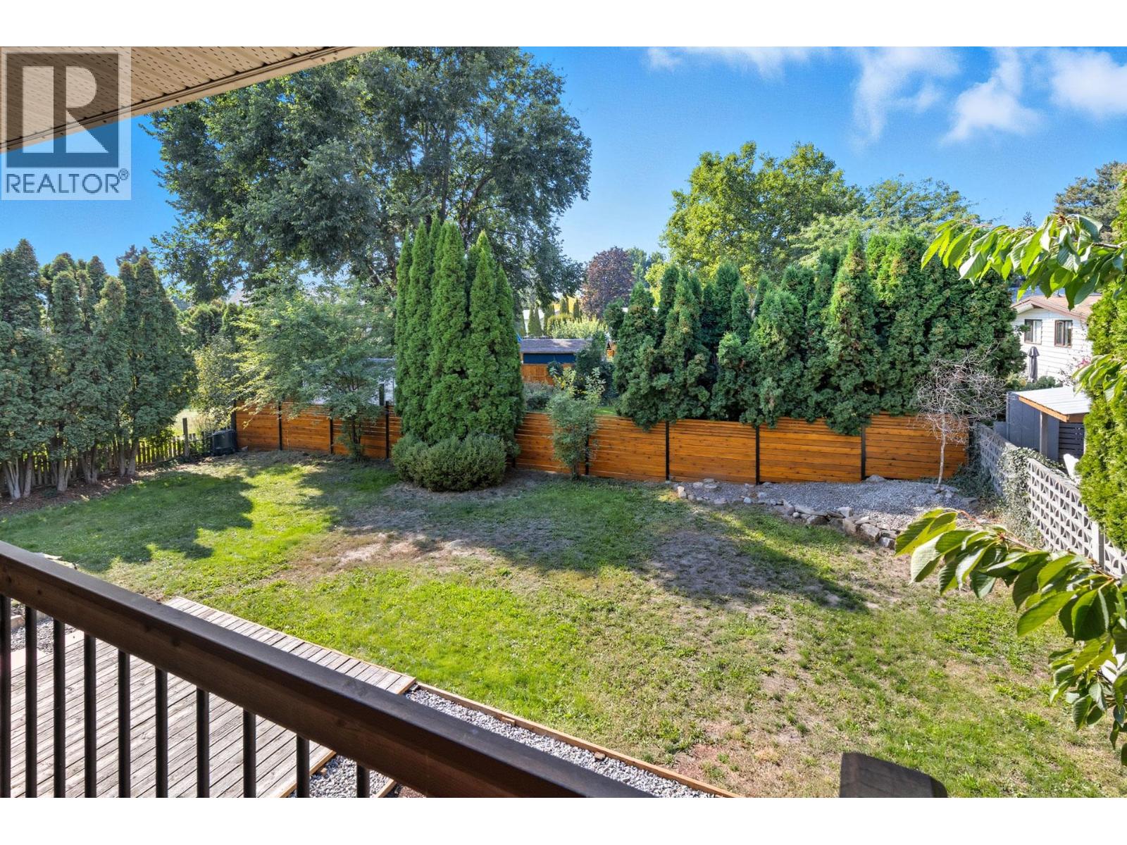  1112 Pinecrest Lane, Kelowna