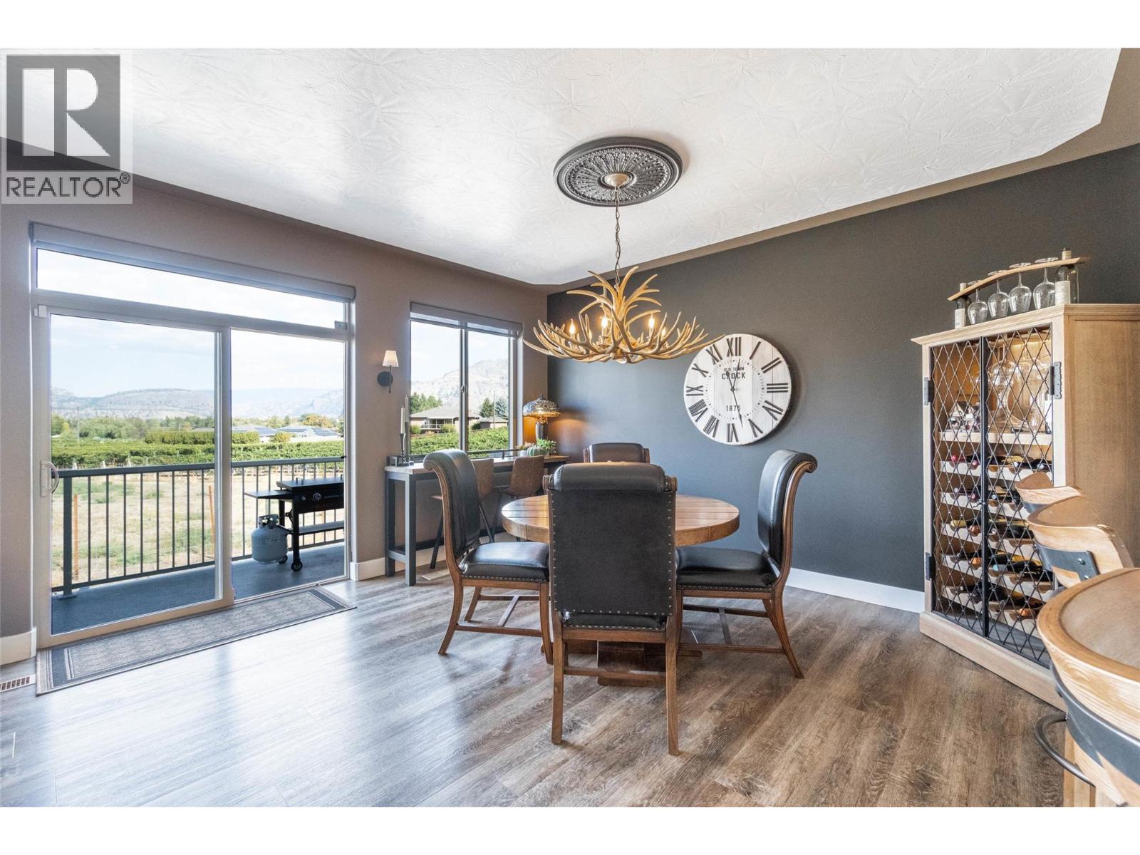 6963 CHARDONNAY Place, Oliver