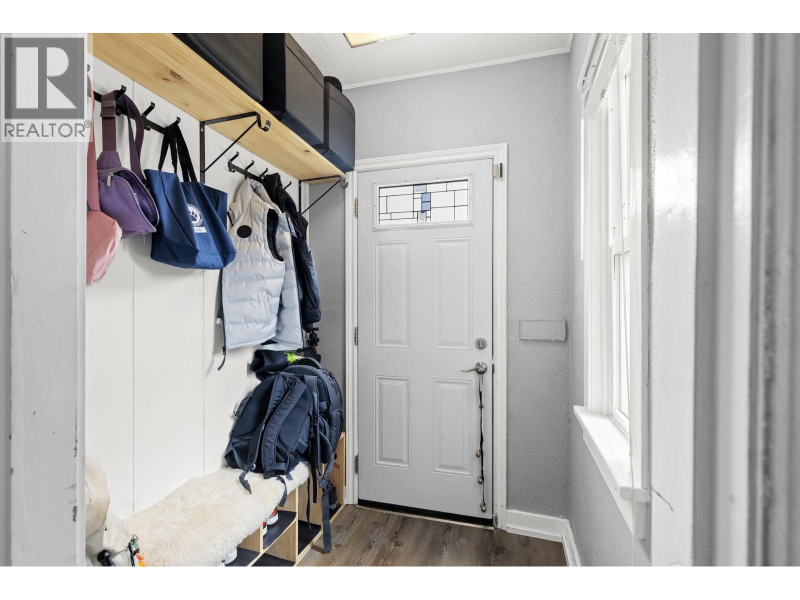  842 Glenmore Drive, Kelowna