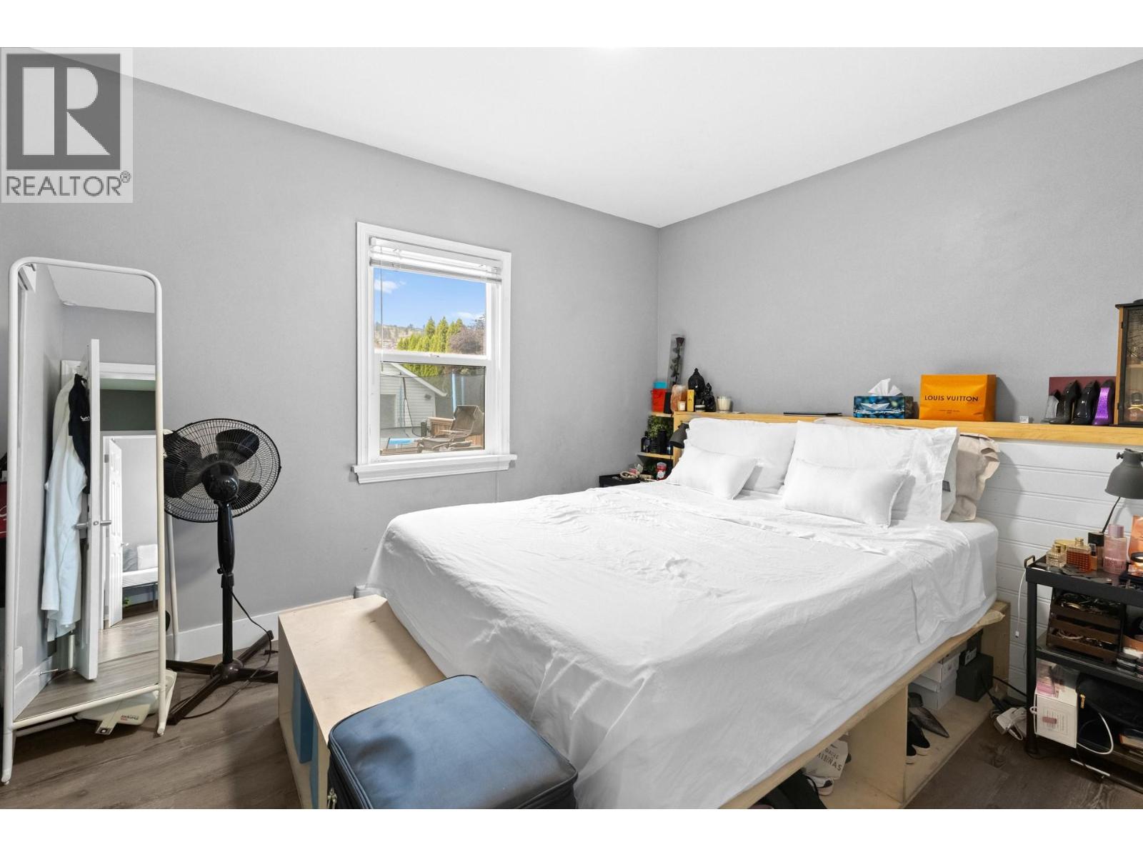  842 Glenmore Drive, Kelowna