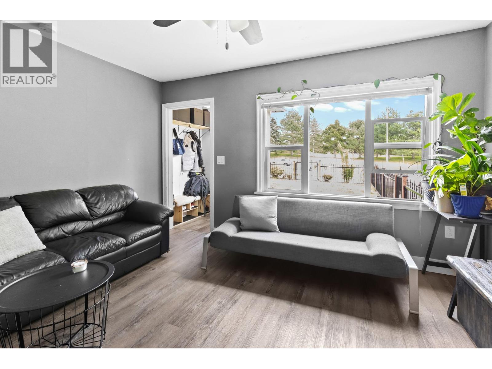  842 Glenmore Drive, Kelowna