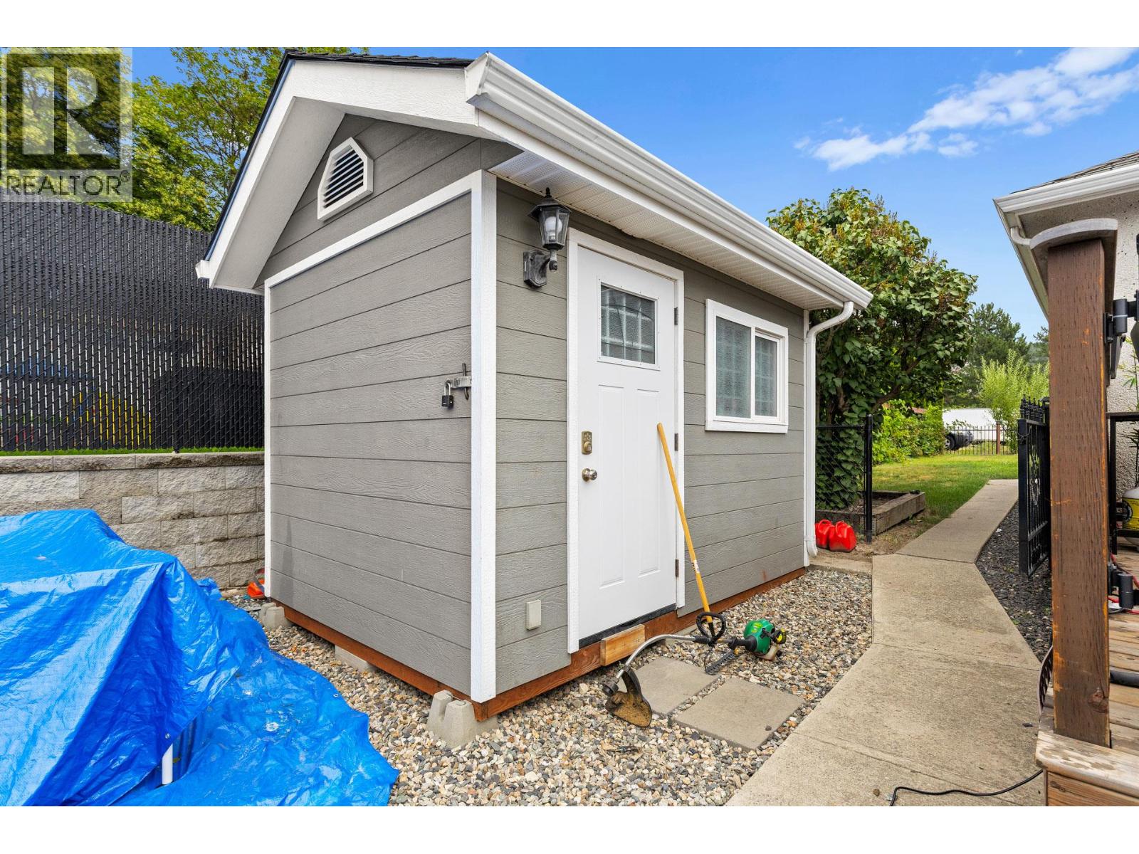  842 Glenmore Drive, Kelowna