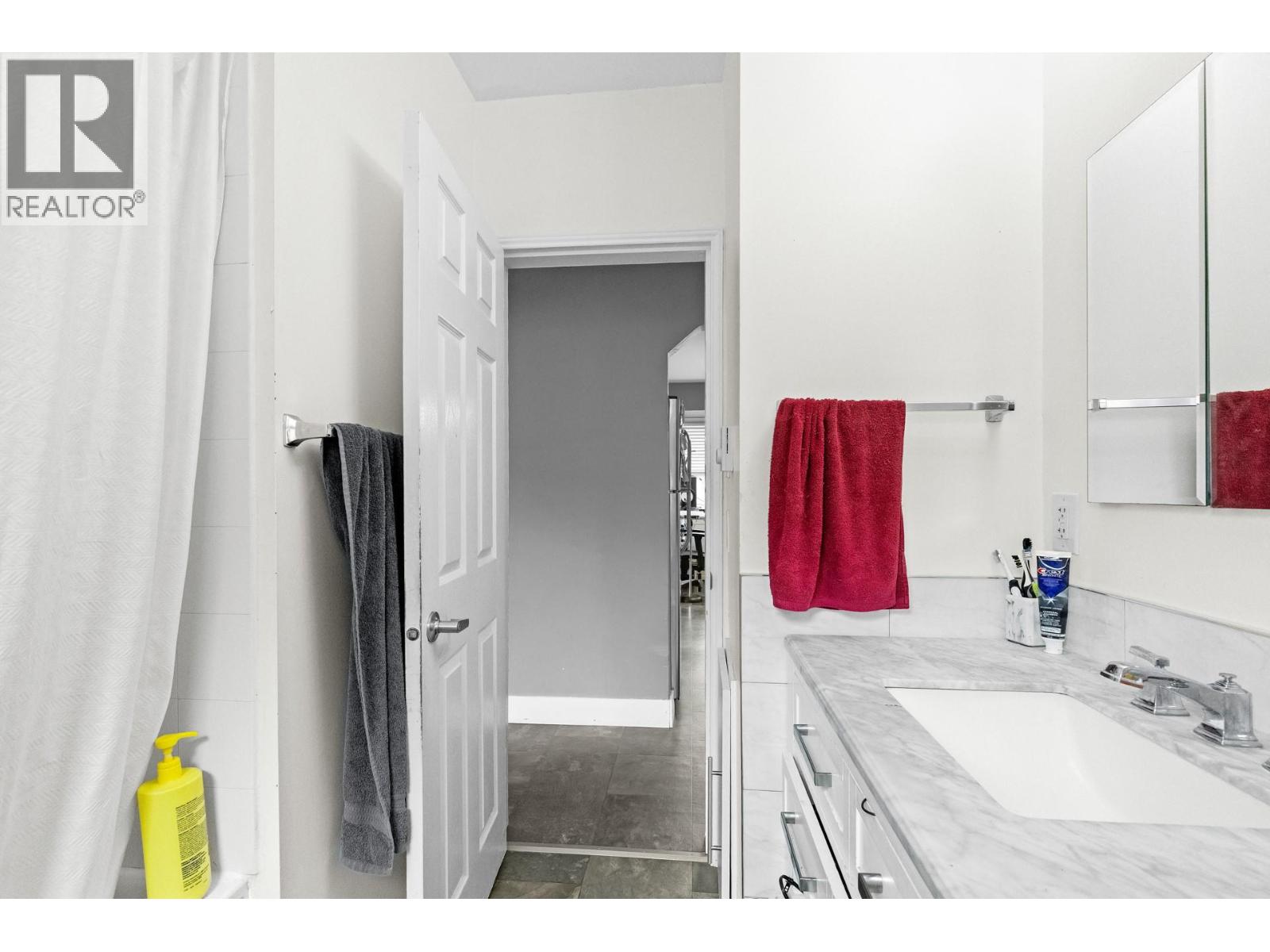  842 Glenmore Drive, Kelowna