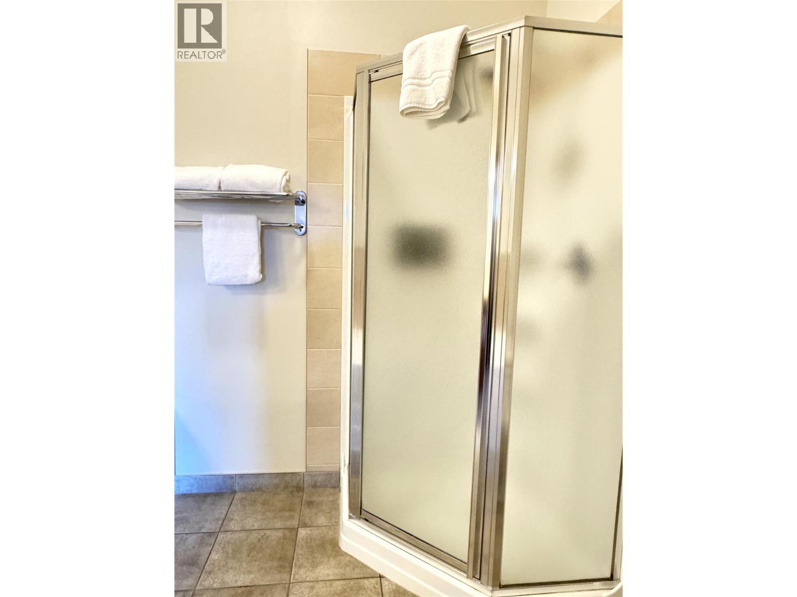 200 BIGHORN Boulevard Unit# 211D, Radium Hot Springs