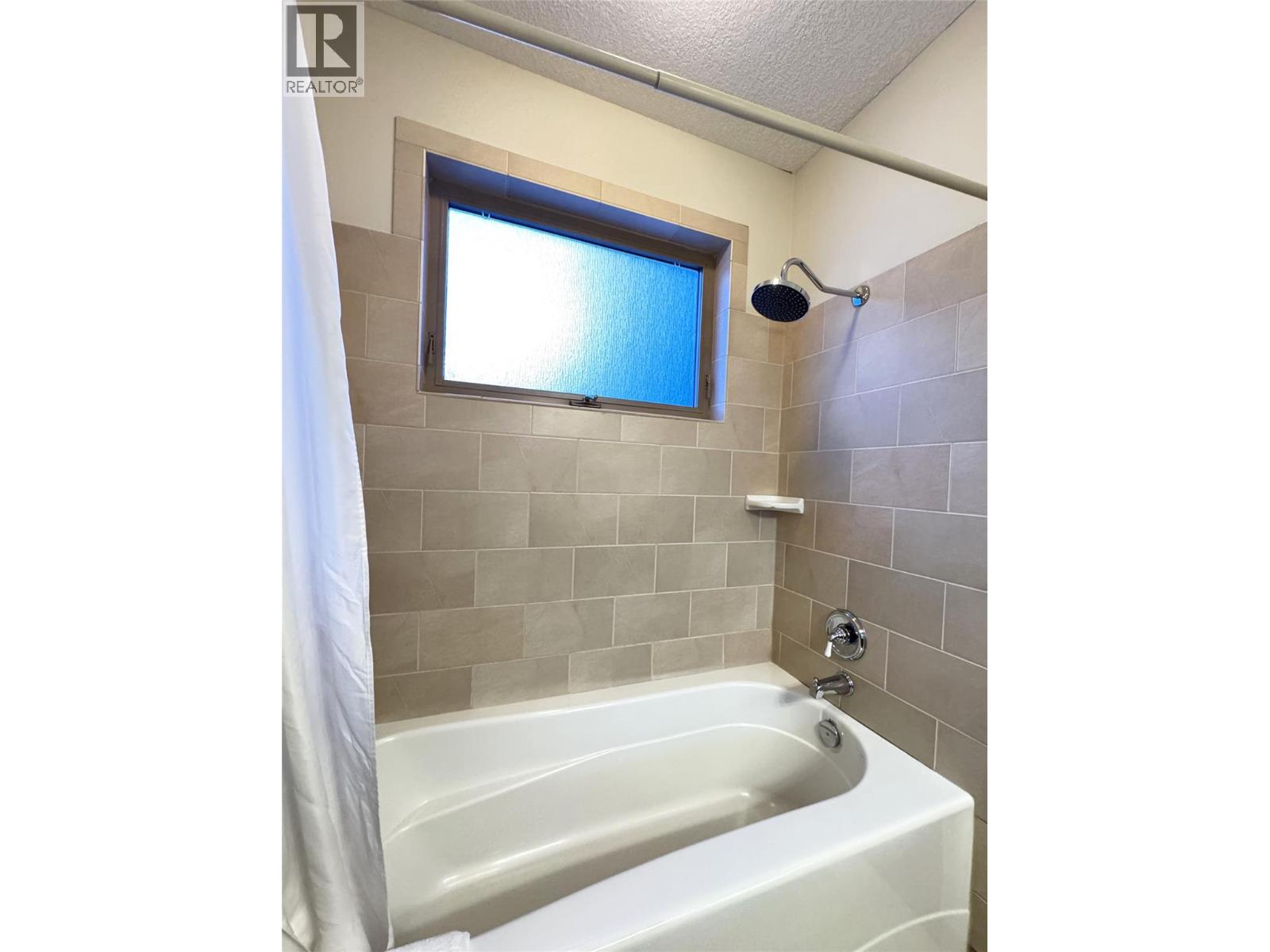 200 BIGHORN Boulevard Unit# 211D, Radium Hot Springs