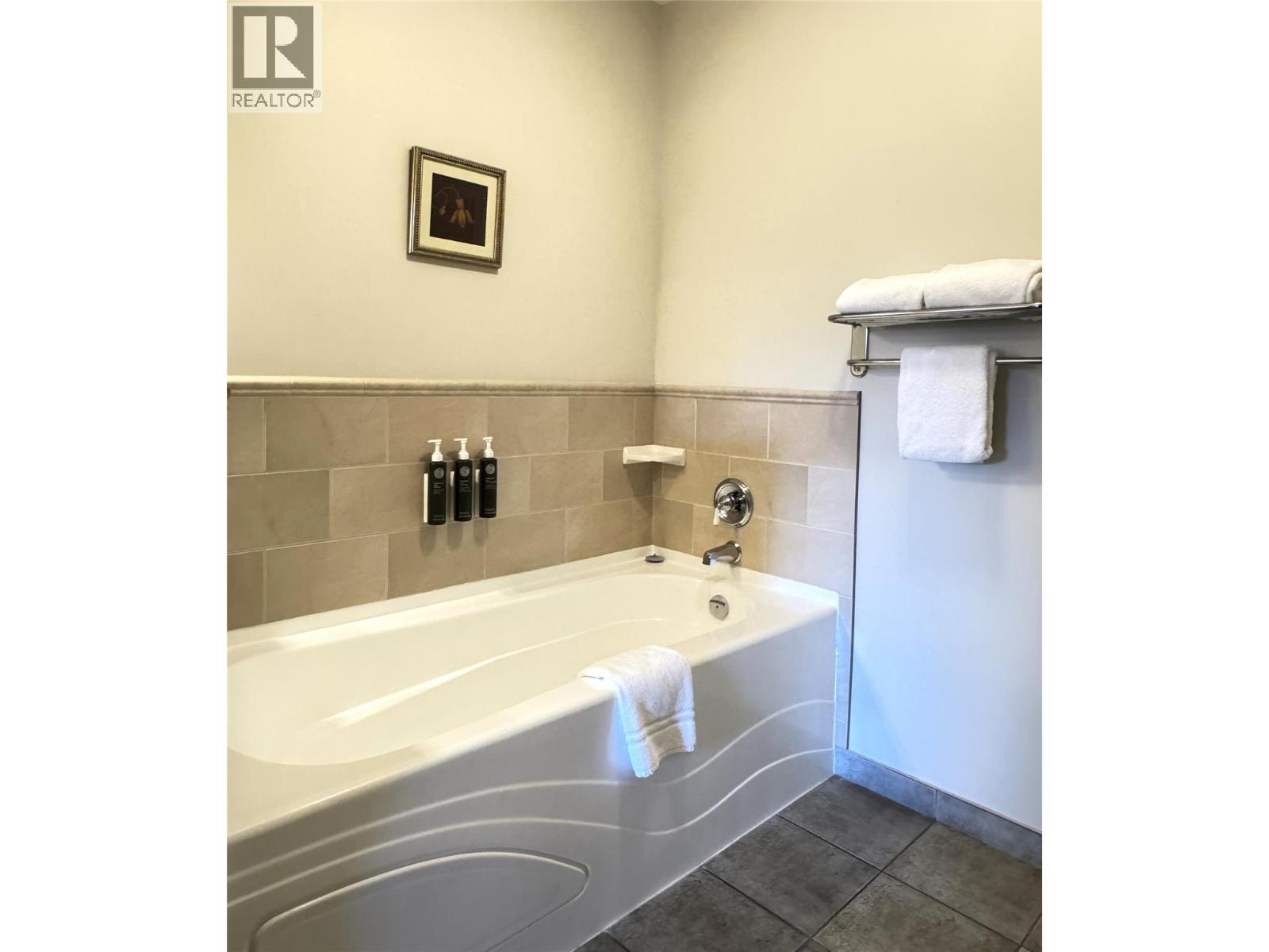 200 BIGHORN Boulevard Unit# 211D, Radium Hot Springs