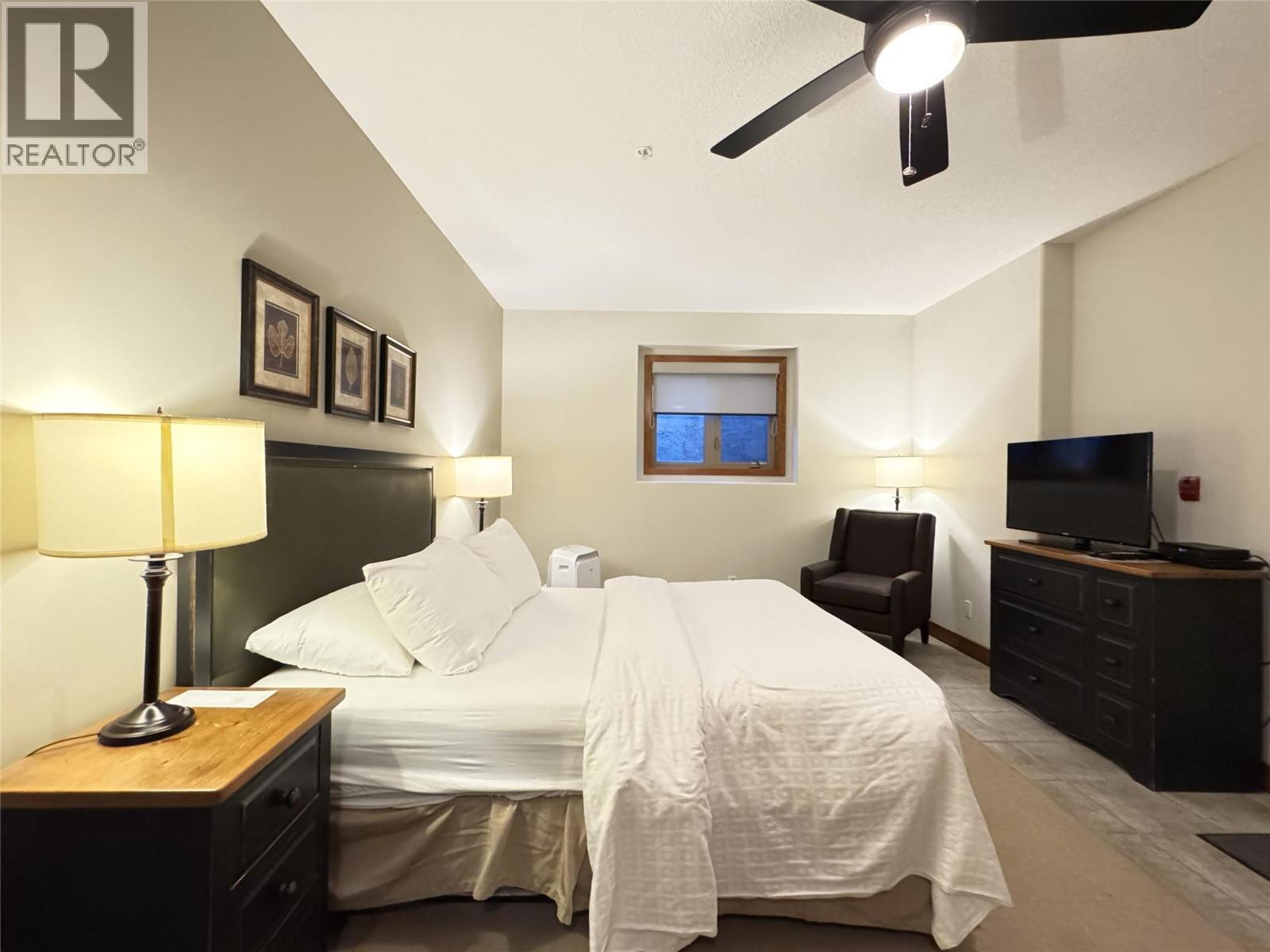 200 BIGHORN Boulevard Unit# 211D, Radium Hot Springs