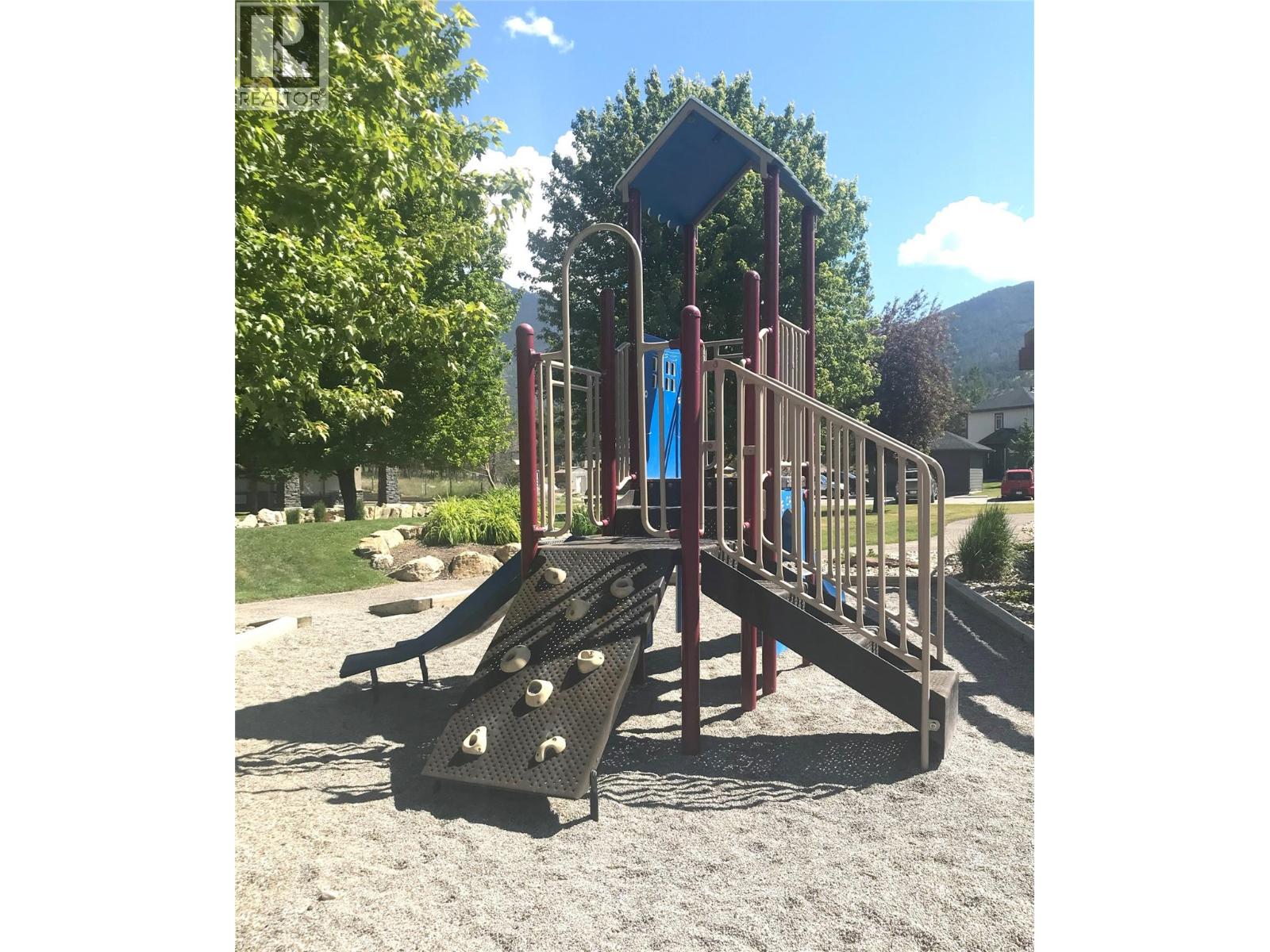 200 BIGHORN Boulevard Unit# 211D, Radium Hot Springs