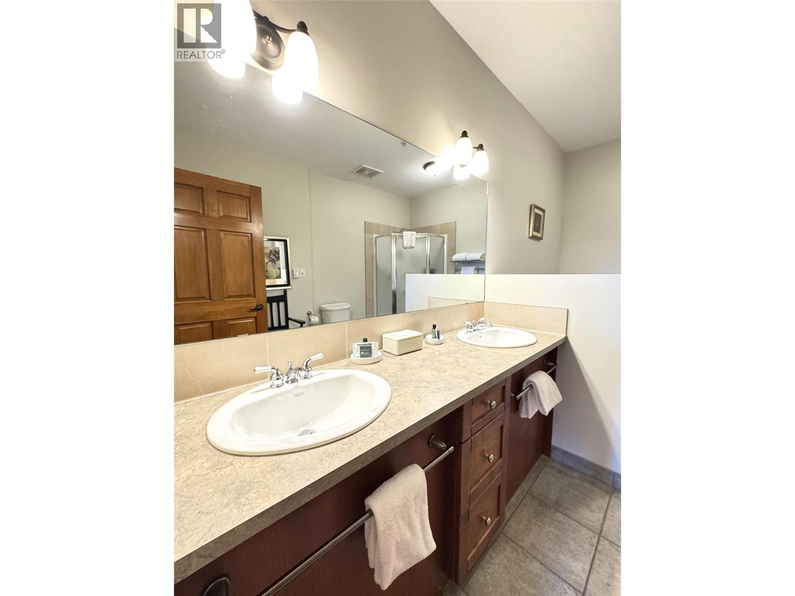 200 BIGHORN Boulevard Unit# 211D, Radium Hot Springs