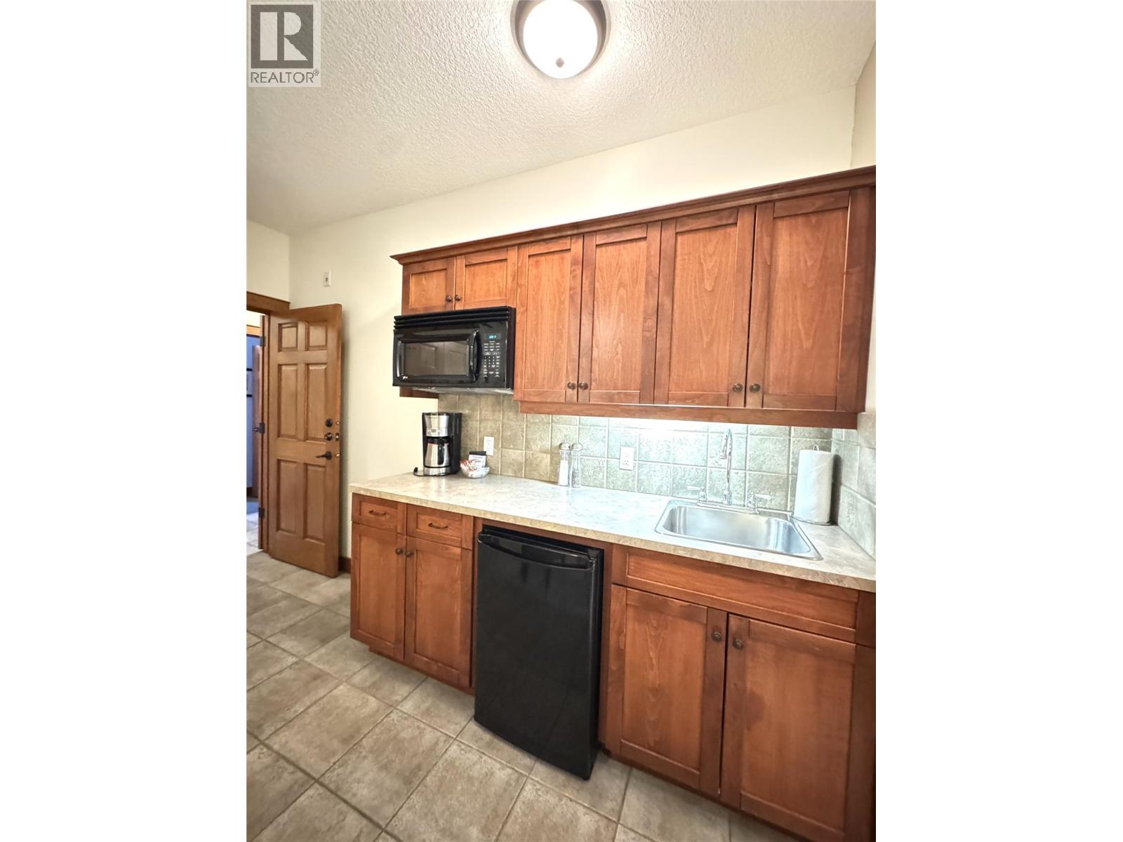 200 BIGHORN Boulevard Unit# 211D, Radium Hot Springs