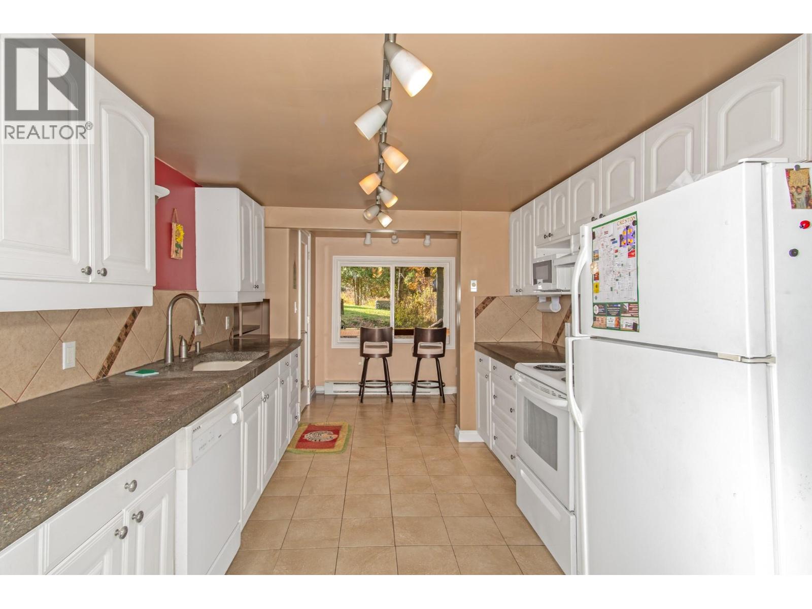 3650 PHILLIPS Road, Creston