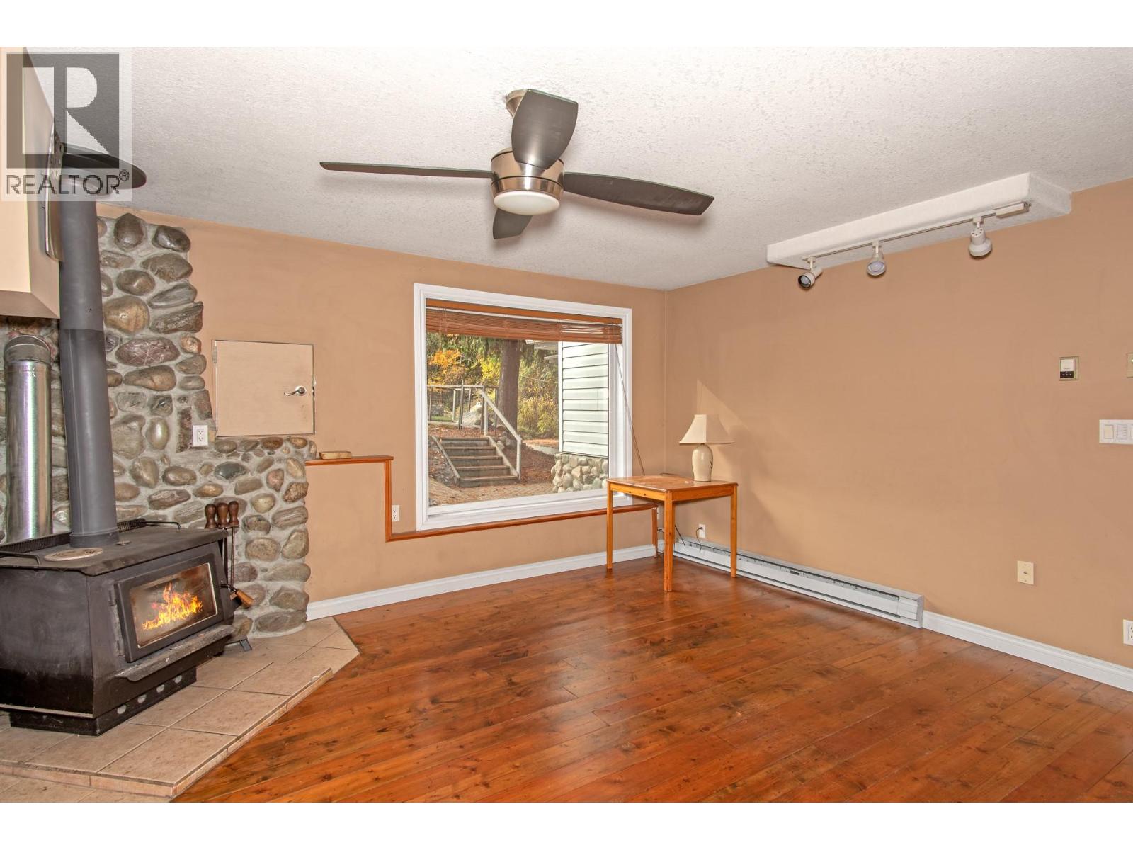 3650 PHILLIPS Road, Creston