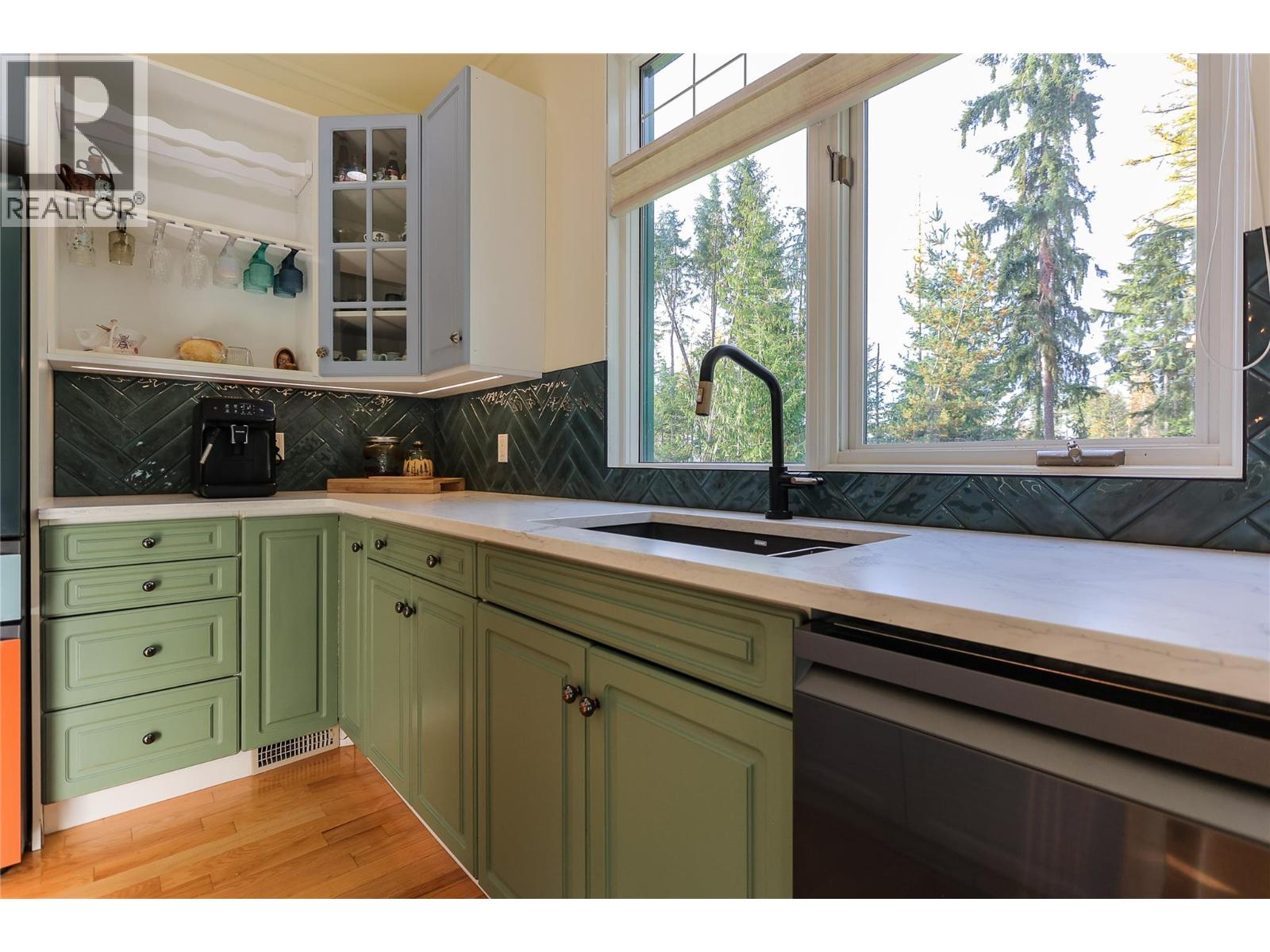 2600 Highway 23 N, Nakusp