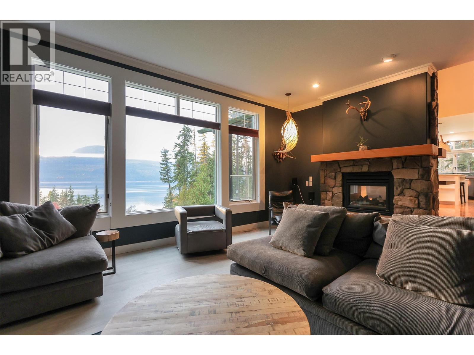 2600 Highway 23 N, Nakusp