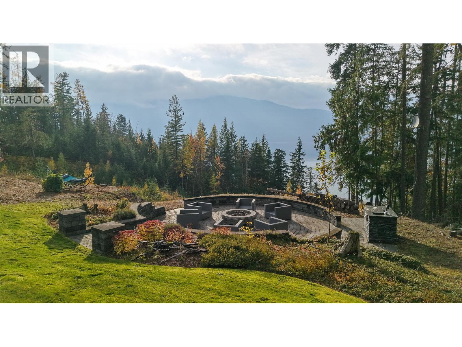 2600 Highway 23 N, Nakusp