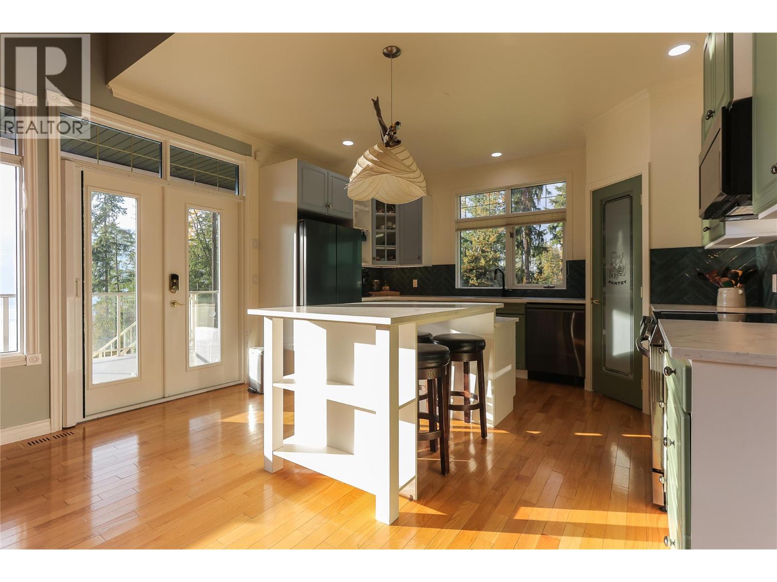 2600 Highway 23 N, Nakusp