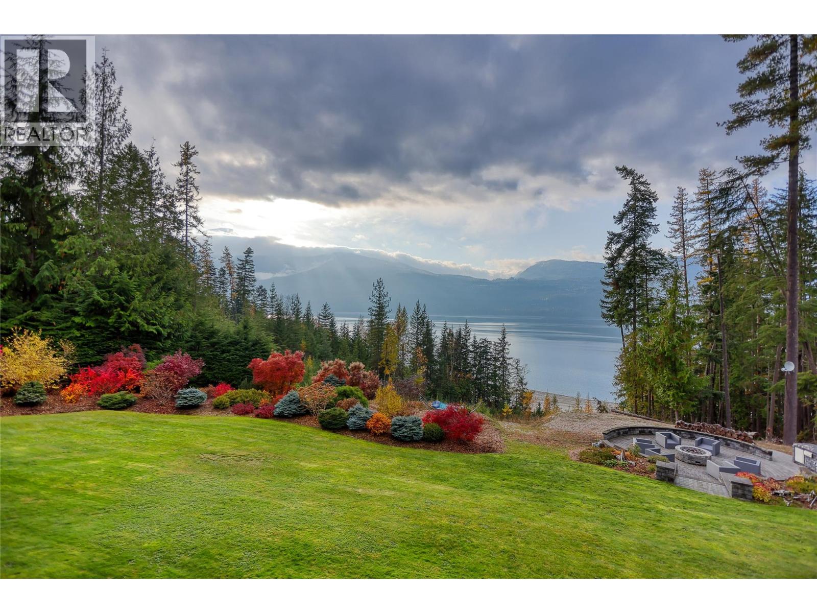 2600 Highway 23 N, Nakusp