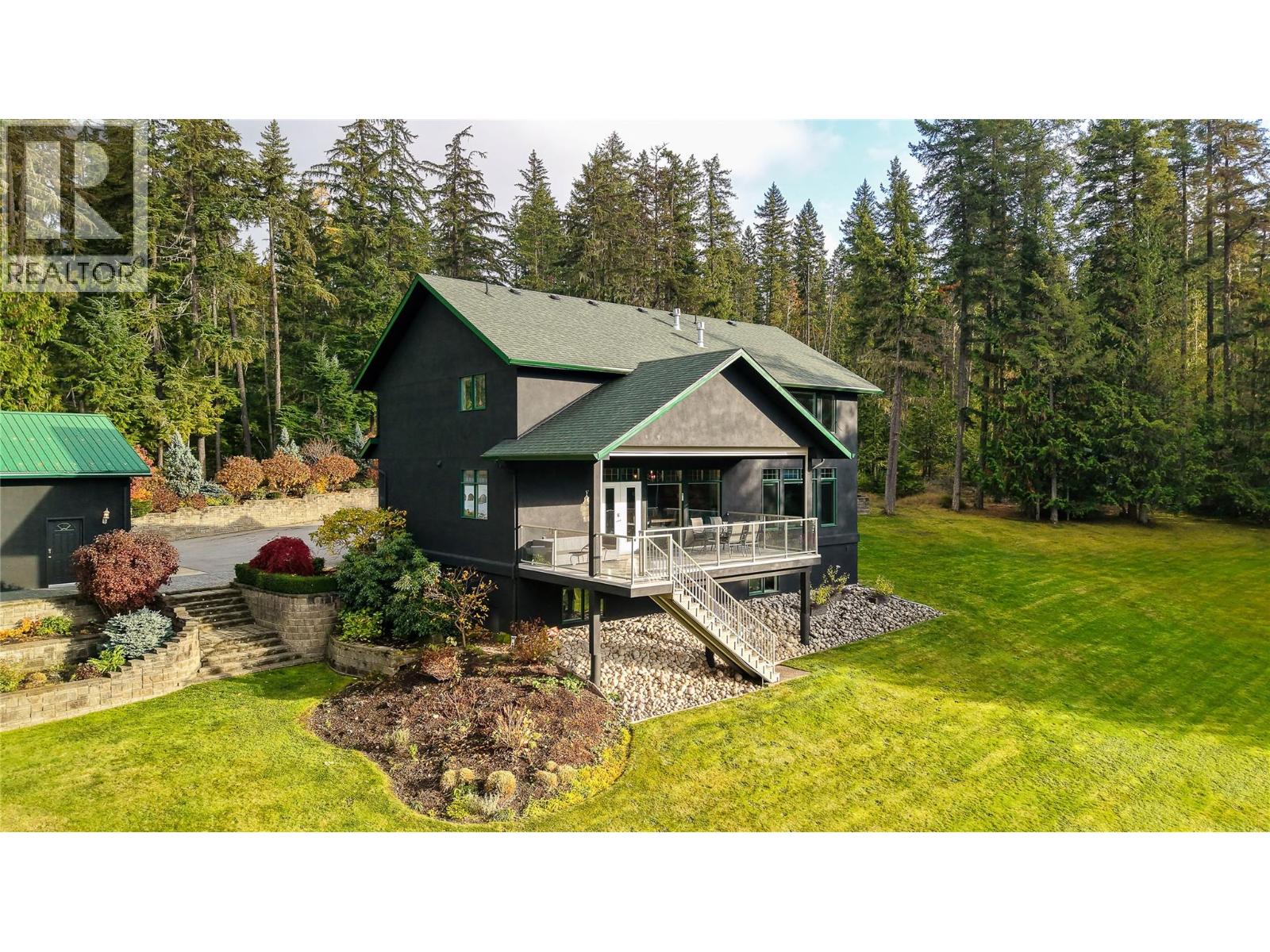 2600 Highway 23 N, Nakusp