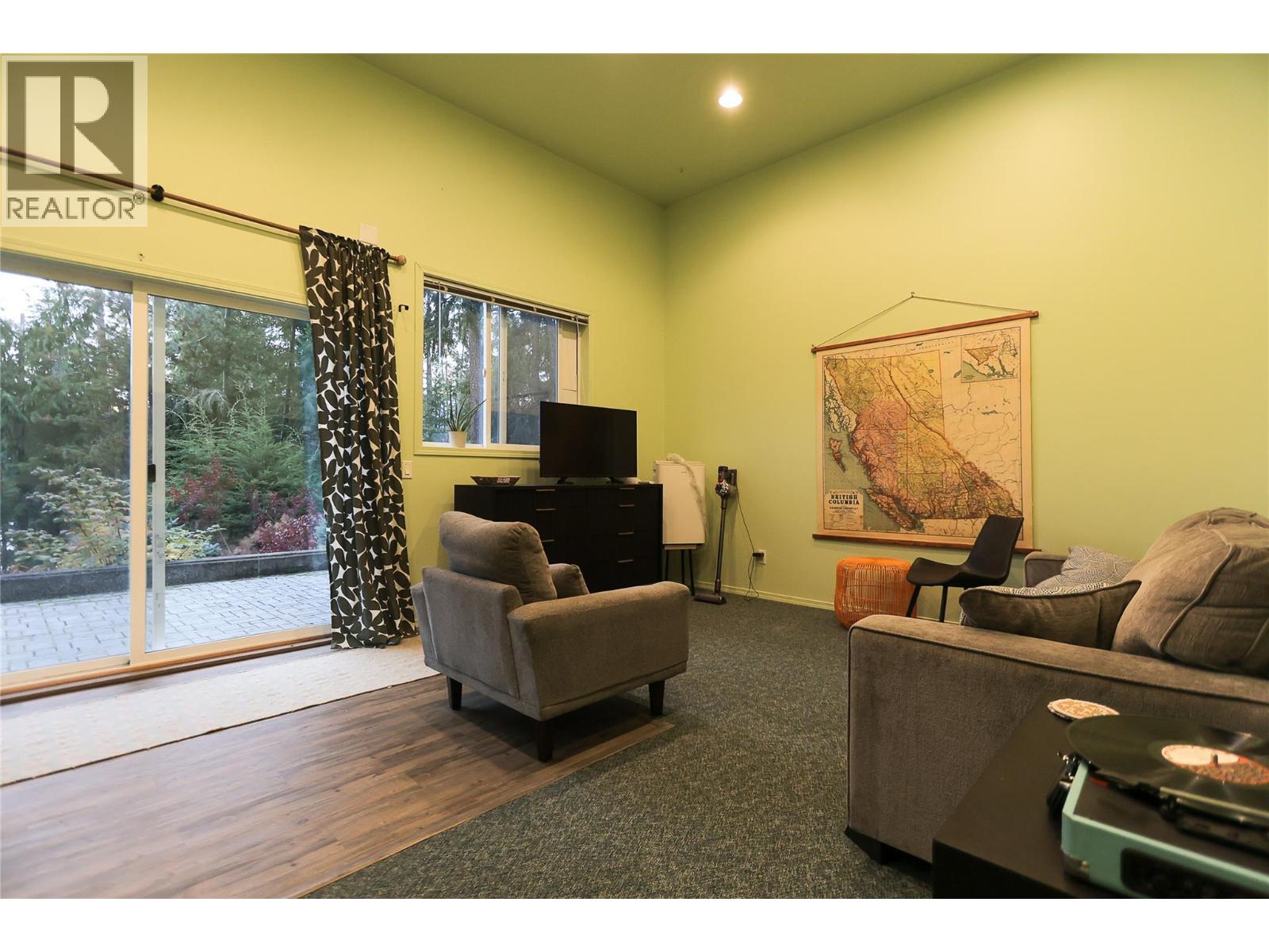 2600 Highway 23 N, Nakusp