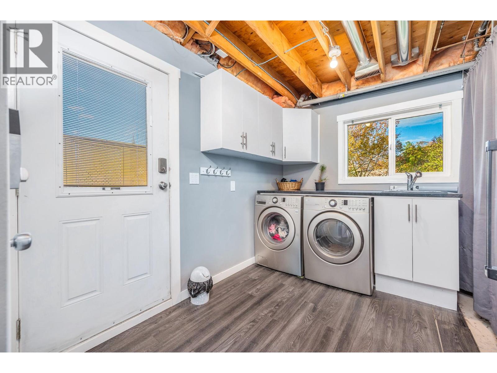  5940 Star Road, Vernon