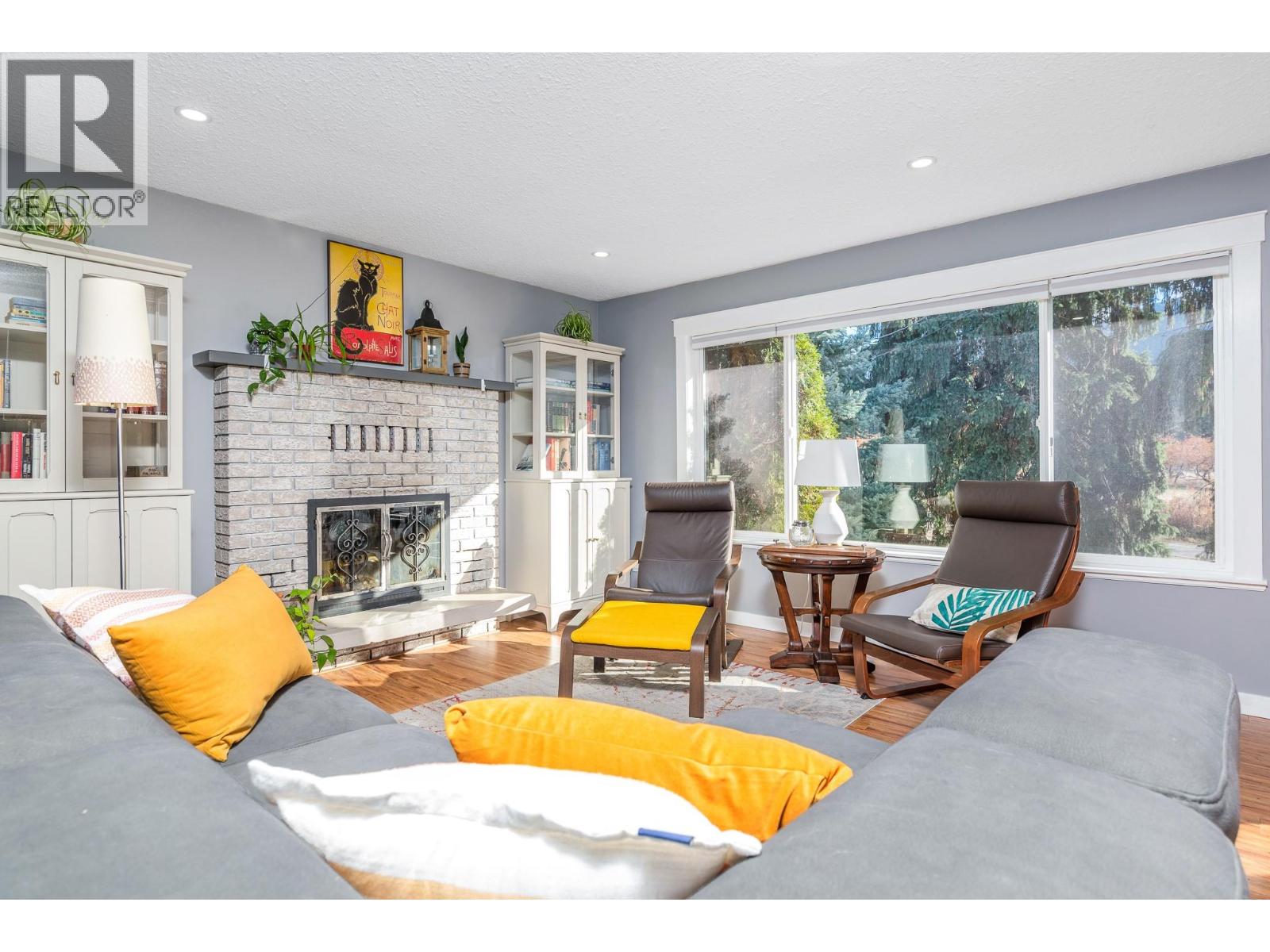  5940 Star Road, Vernon