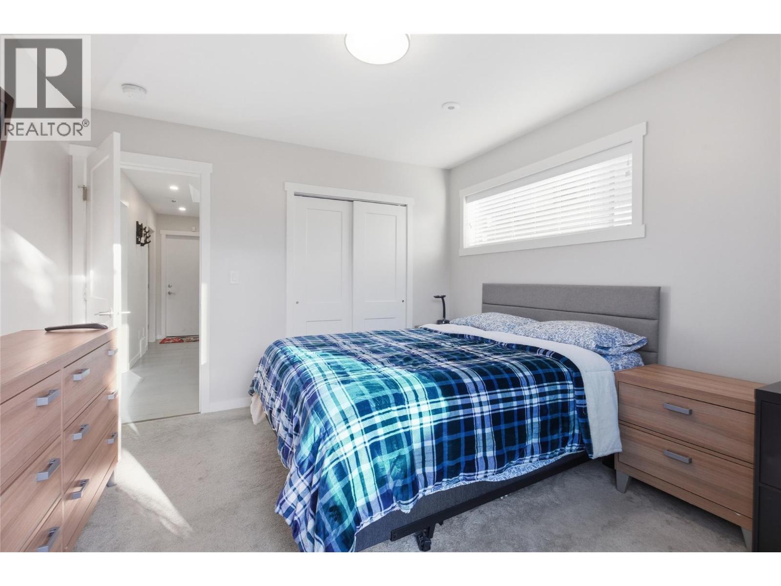 5995 Oliver Landing Crescent Unit# 4, Oliver