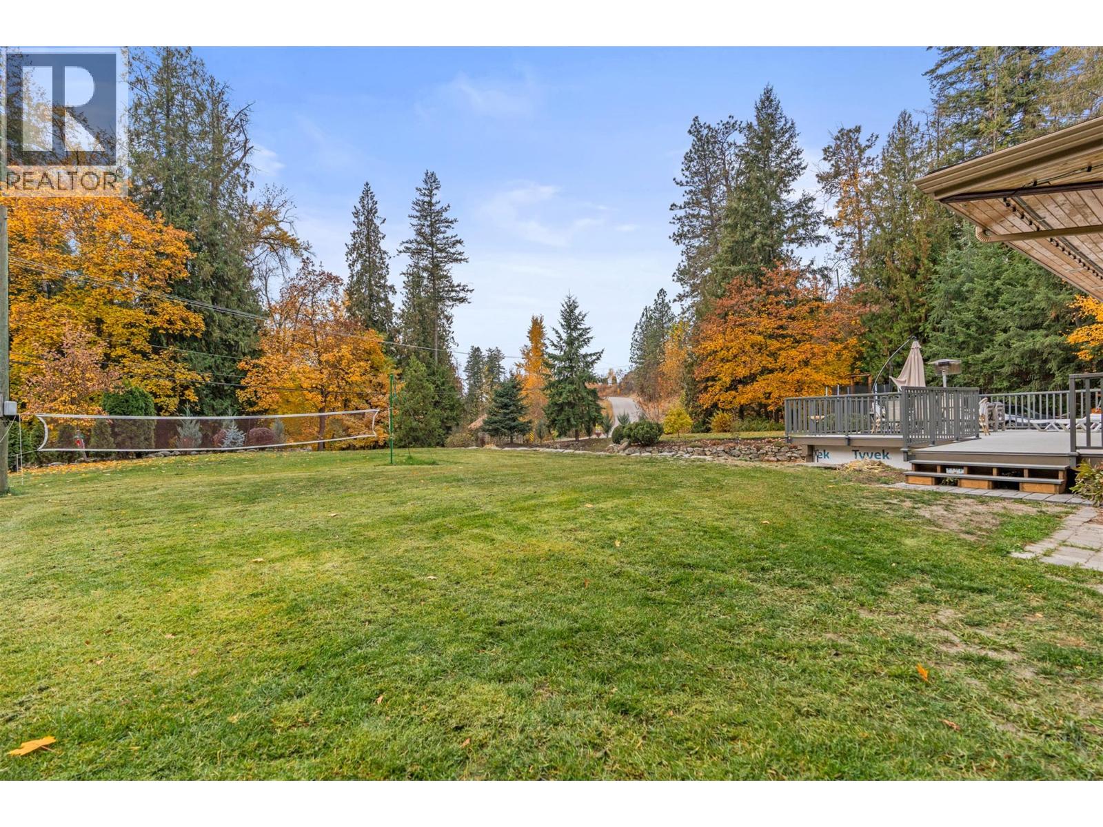 5615 East Vernon Road, Vernon