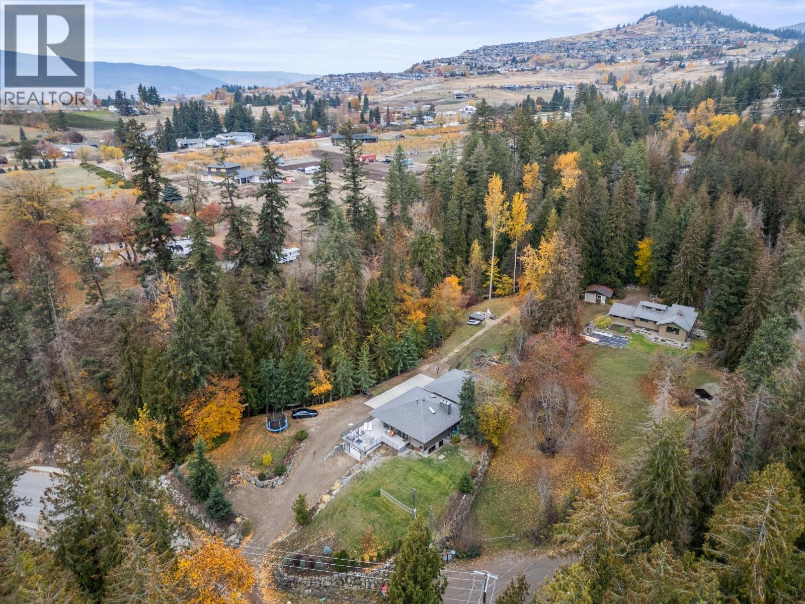 5615 East Vernon Road, Vernon