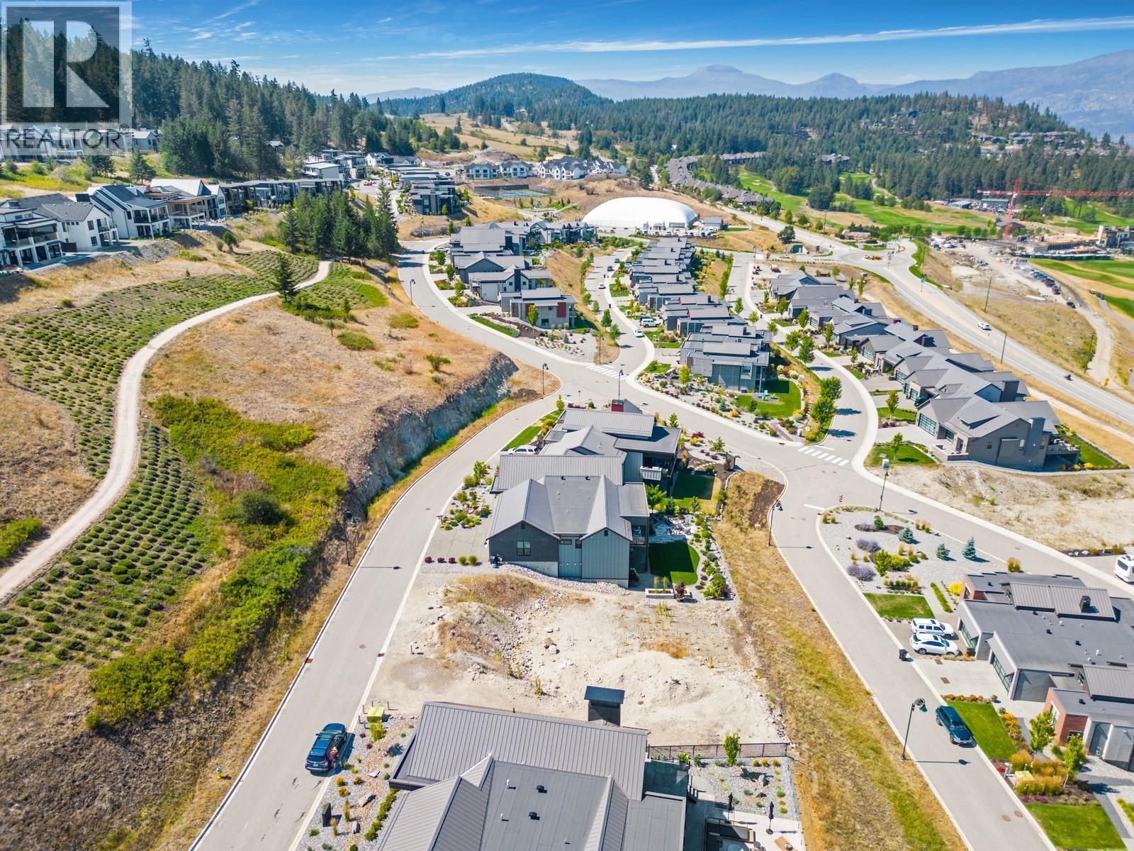  261 Ashcroft Court, Vernon