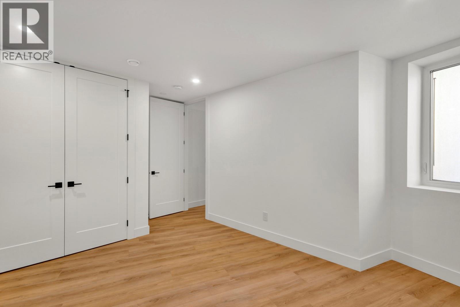  1122 Pearcy Court, Kelowna