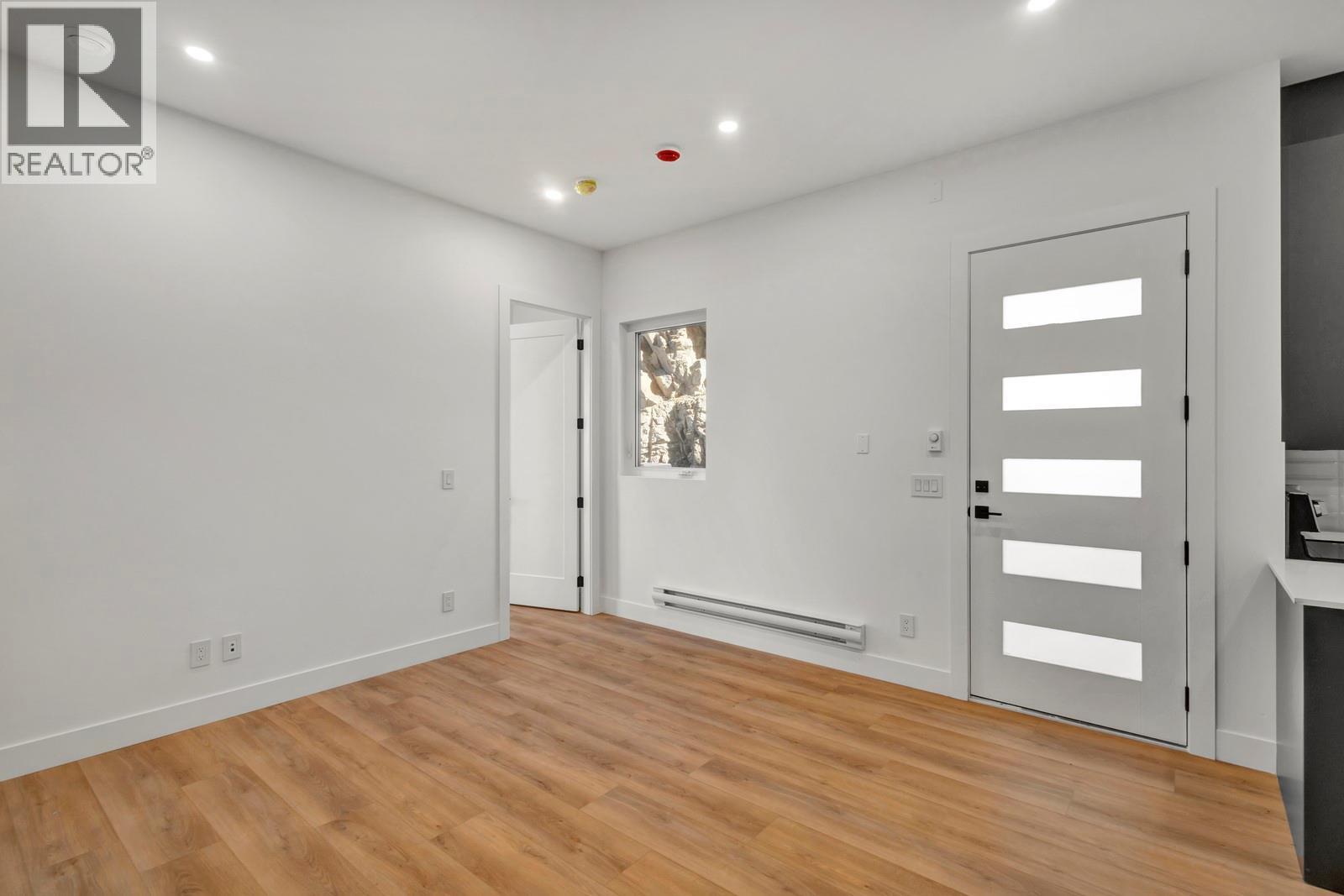  1122 Pearcy Court, Kelowna