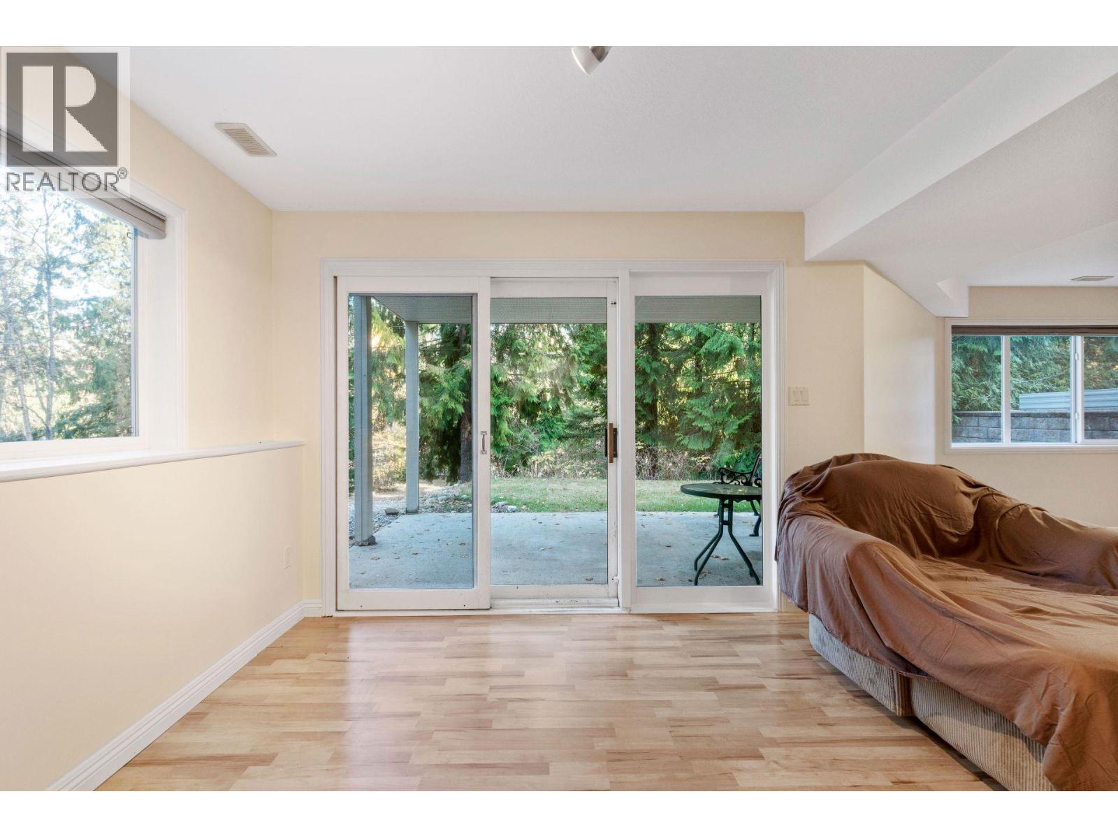 307 Partridge Road, Tappen