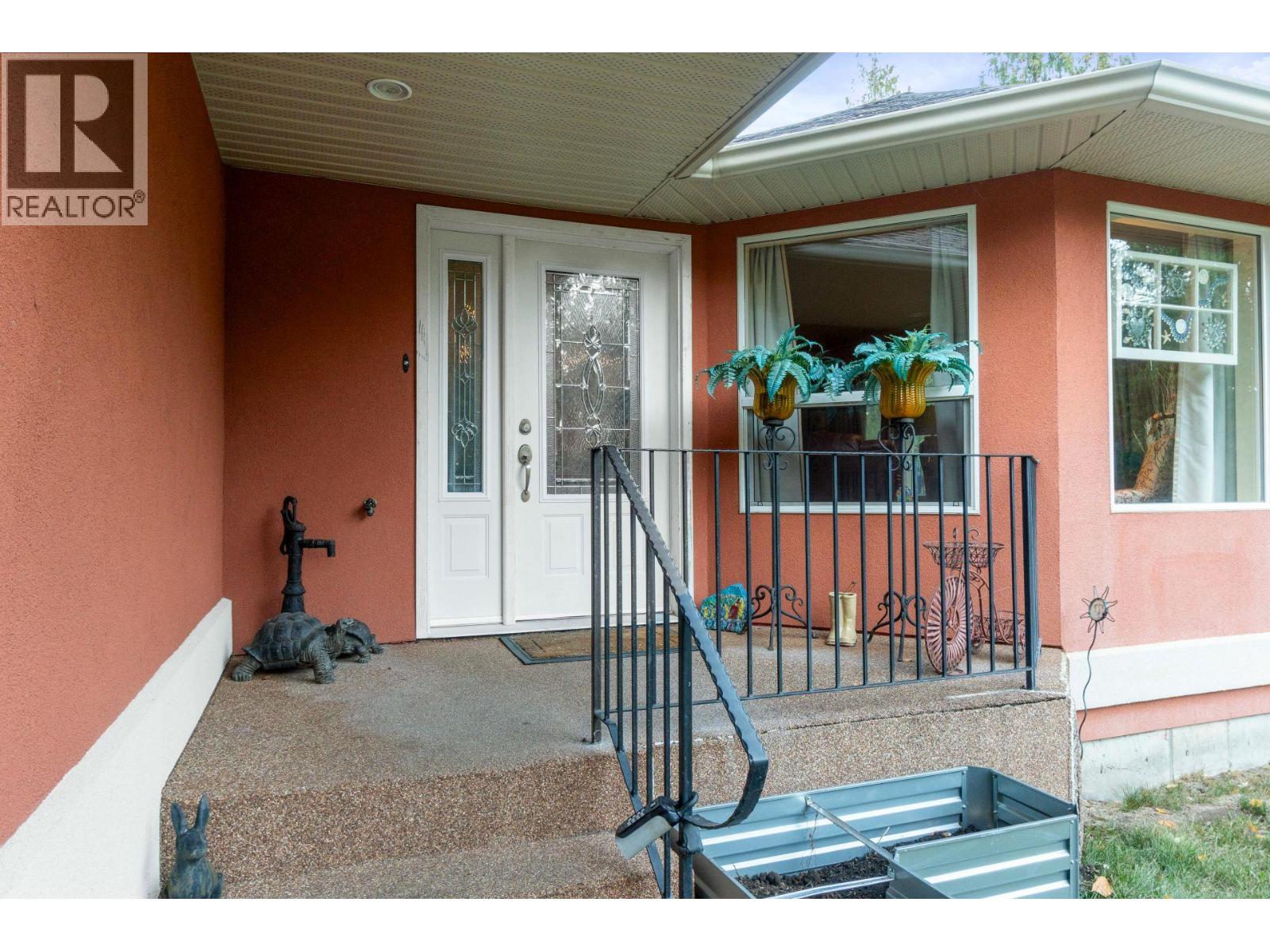 307 Partridge Road, Tappen