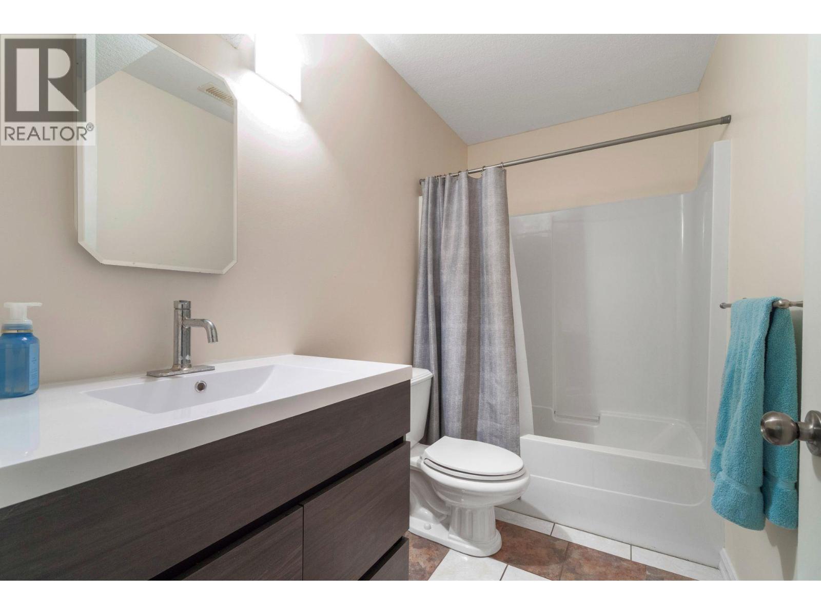 307 Partridge Road, Tappen