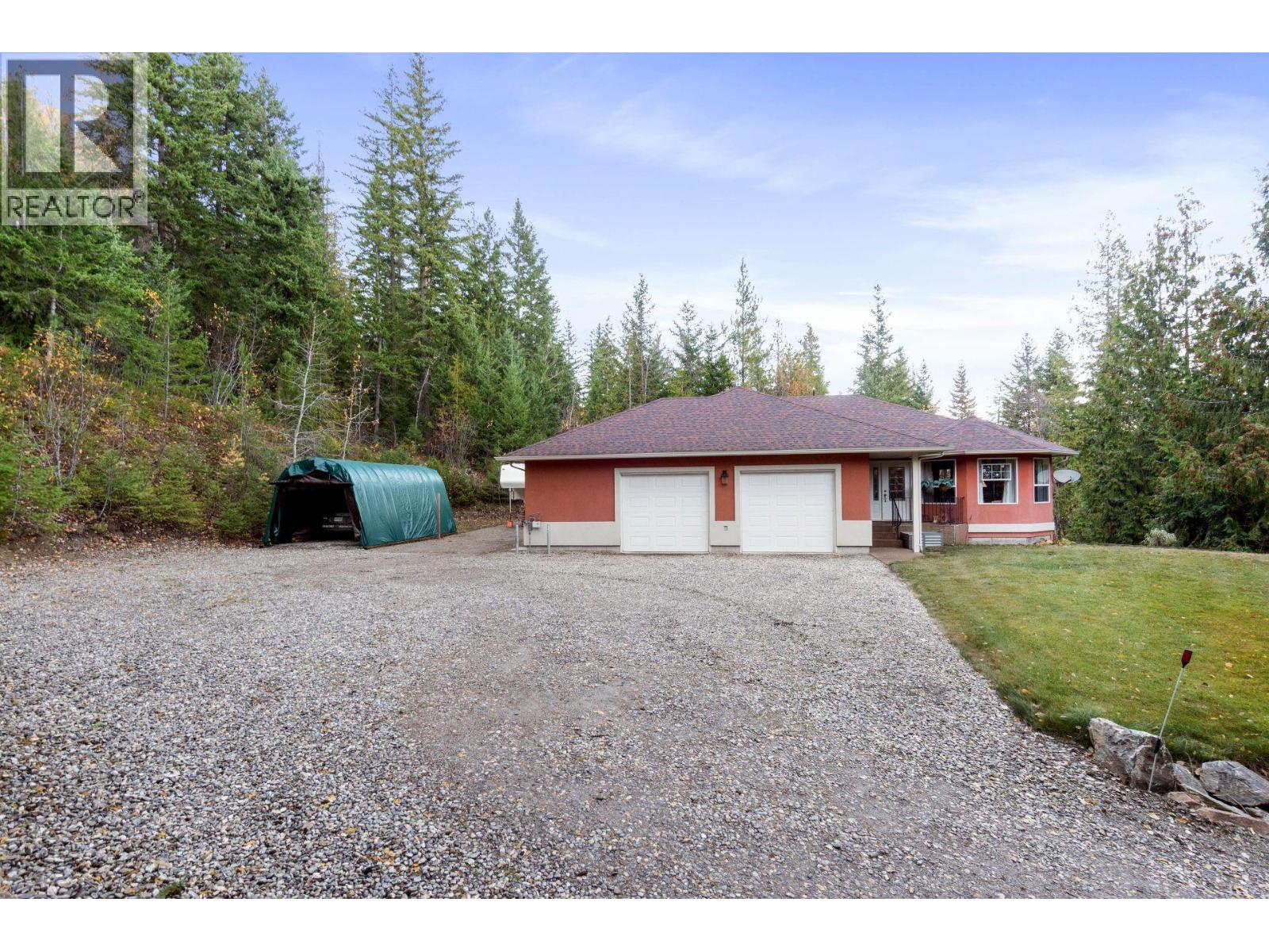 307 Partridge Road, Tappen