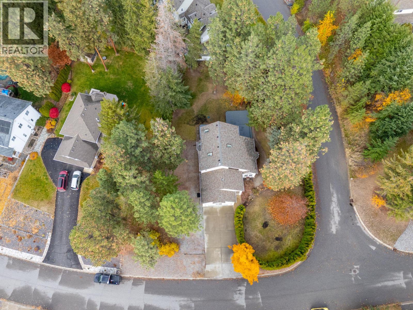  3932 Lakevale Place, Kelowna