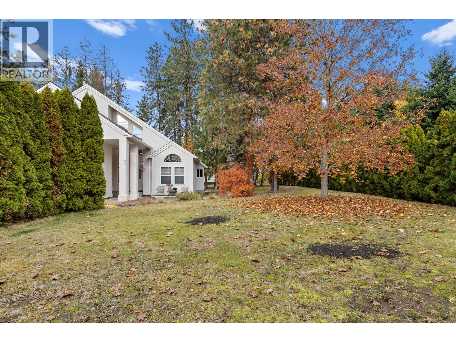  3932 Lakevale Place, Kelowna