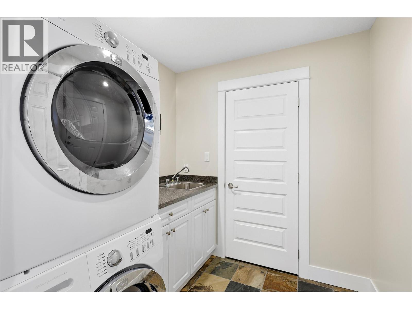 29 3950 Express Point Road, Scotch Creek