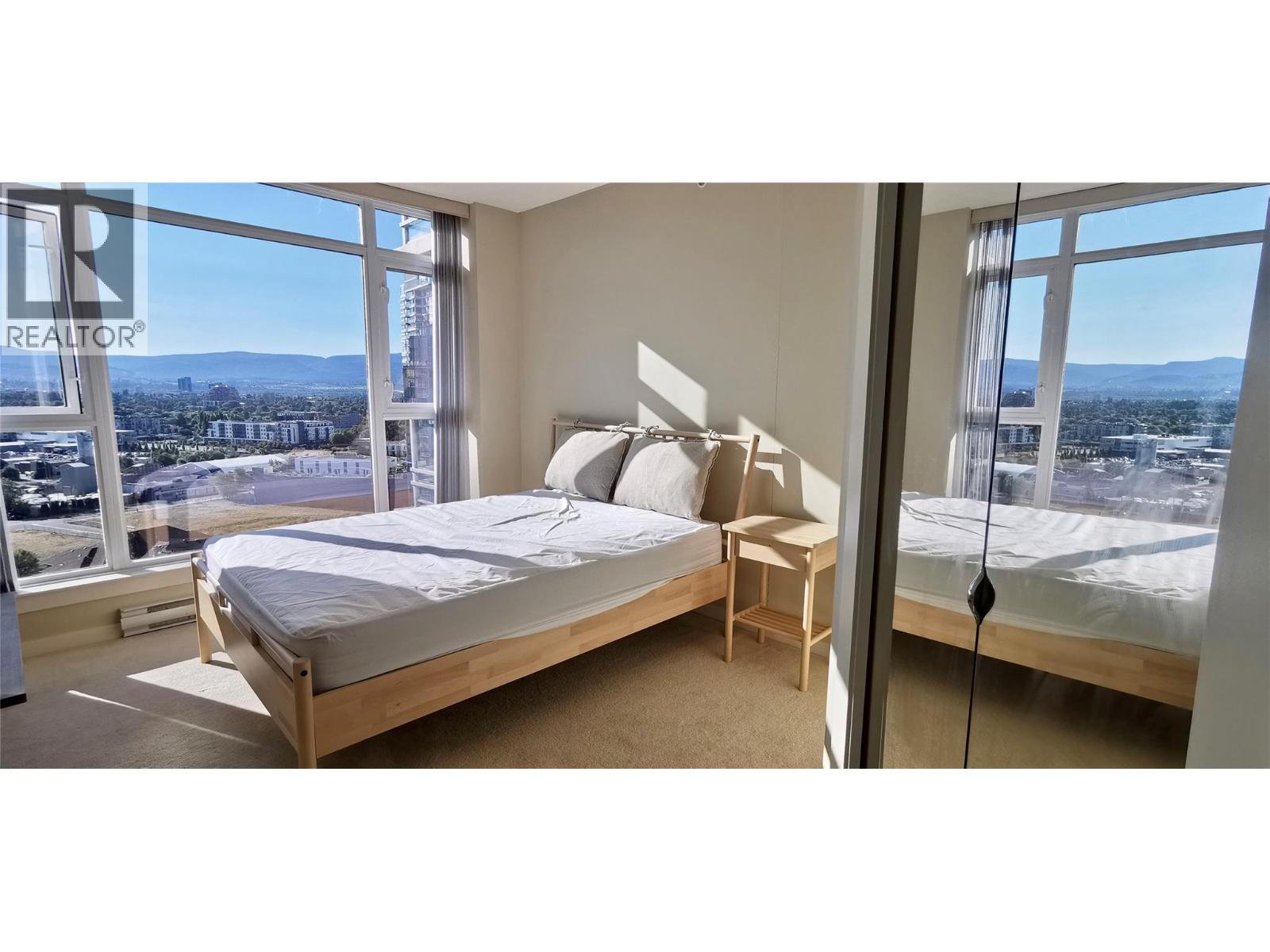 1803 1075 Sunset Drive, Kelowna