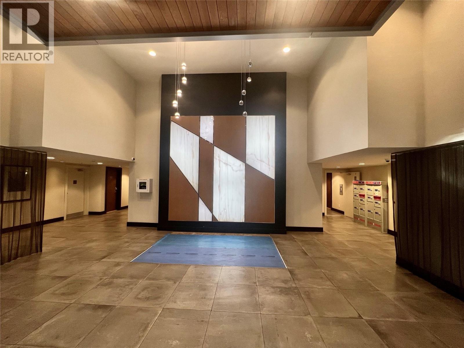 1803 1075 Sunset Drive, Kelowna