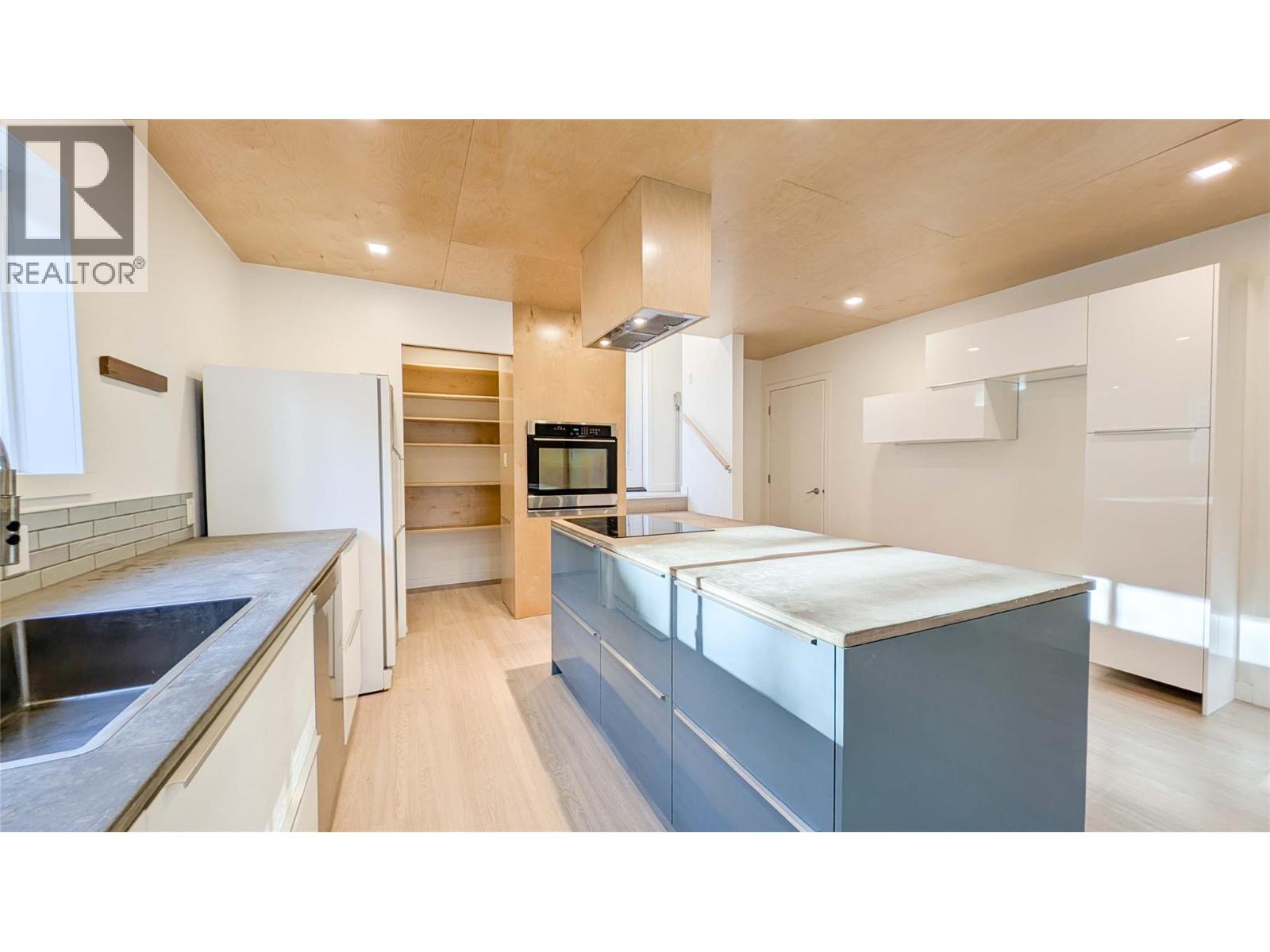 291/293 KIMBROOK Crescent, Kimberley